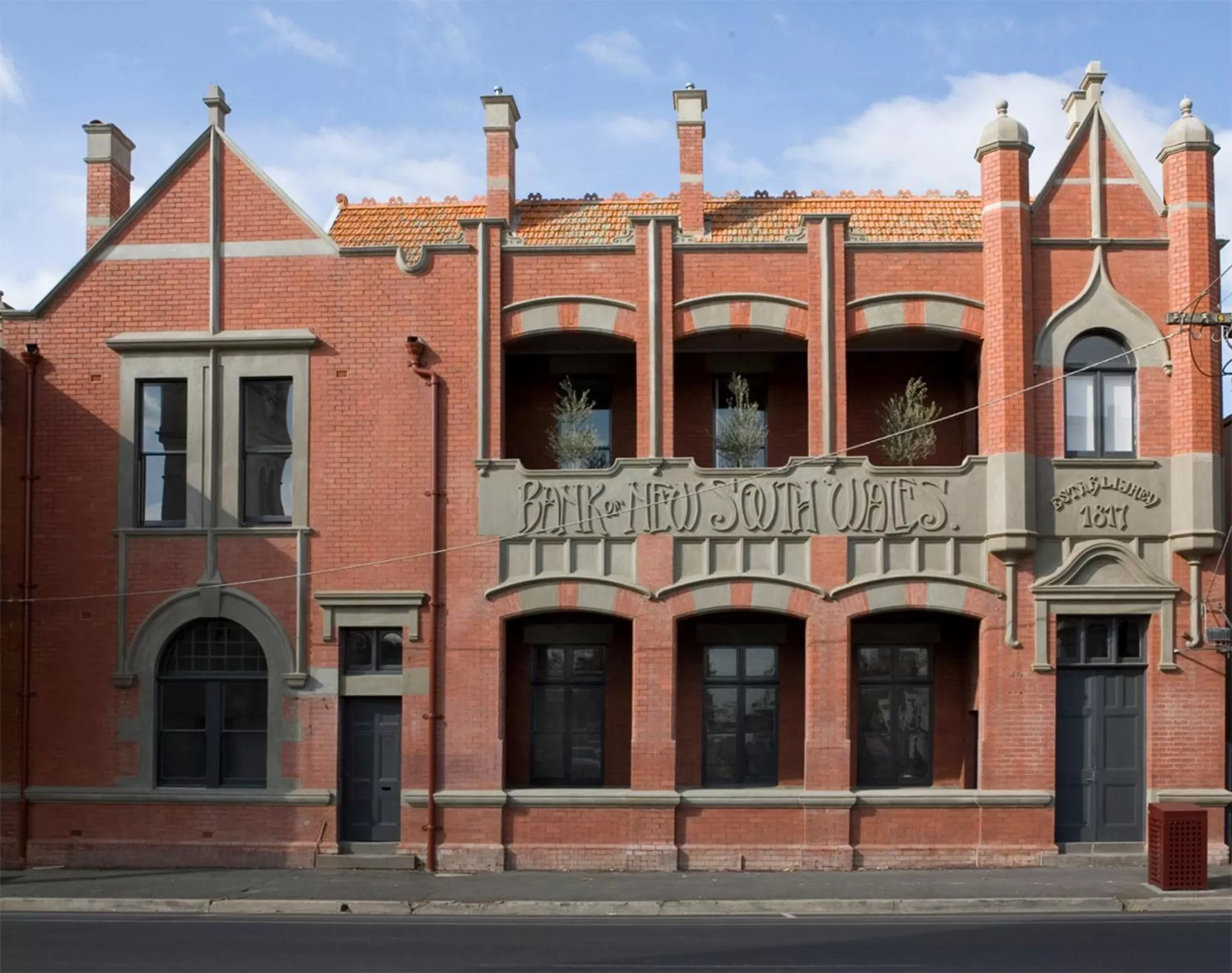 Facade/entrance in Mollisons