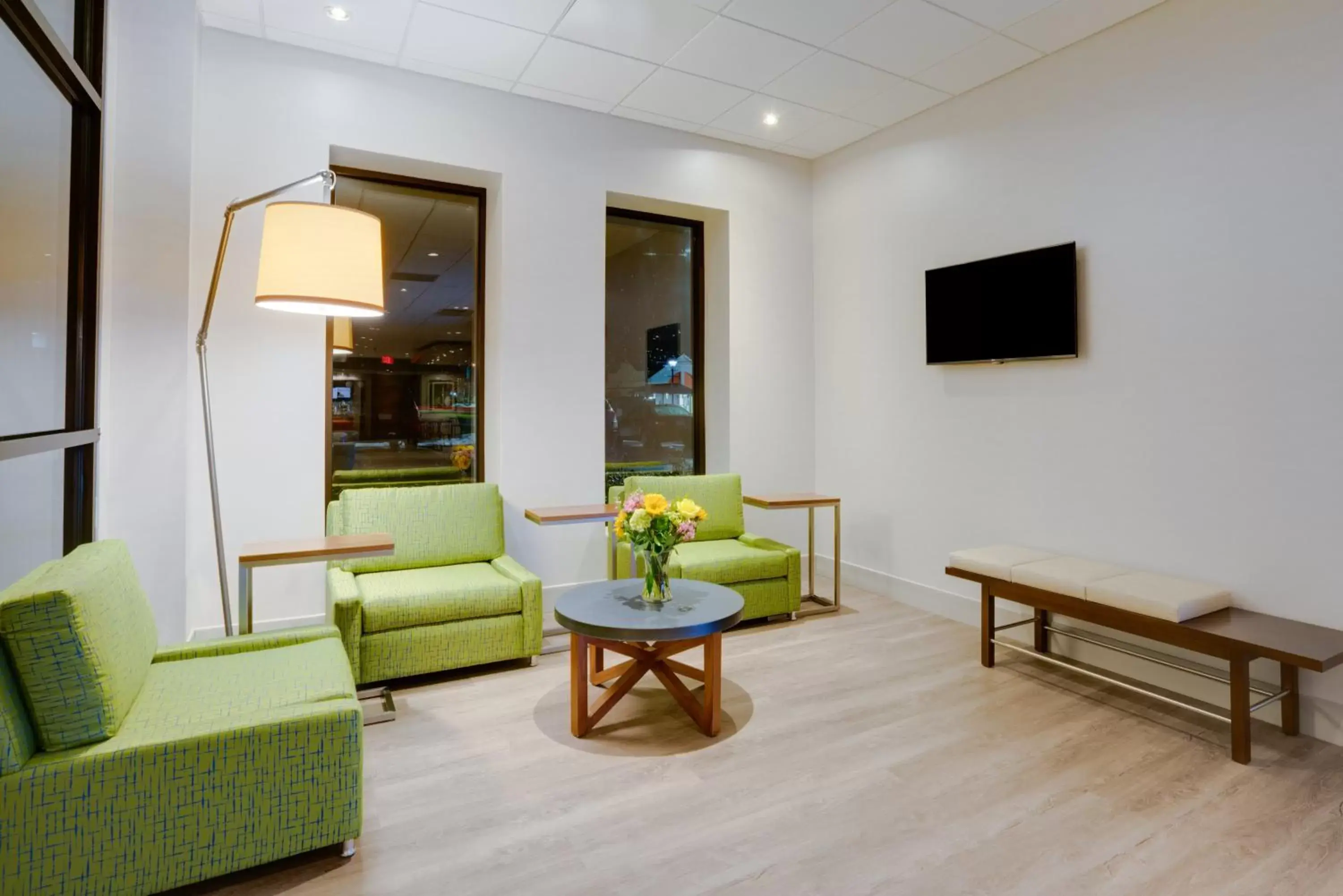 Property building, Seating Area in Holiday Inn Express & Suites Ft. Washington - Philadelphia, an IHG Hotel