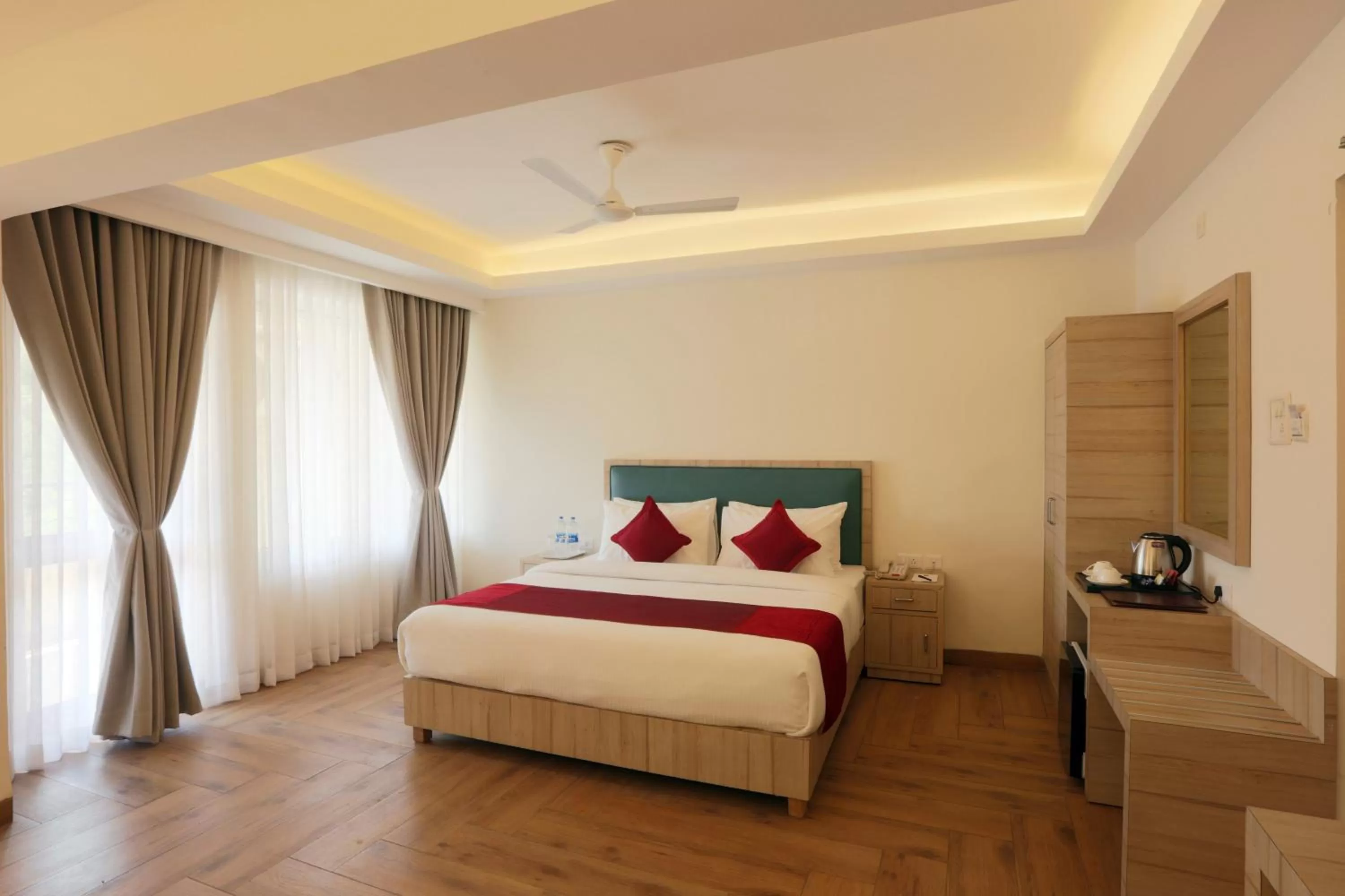 Bed in Le Seasons Resort