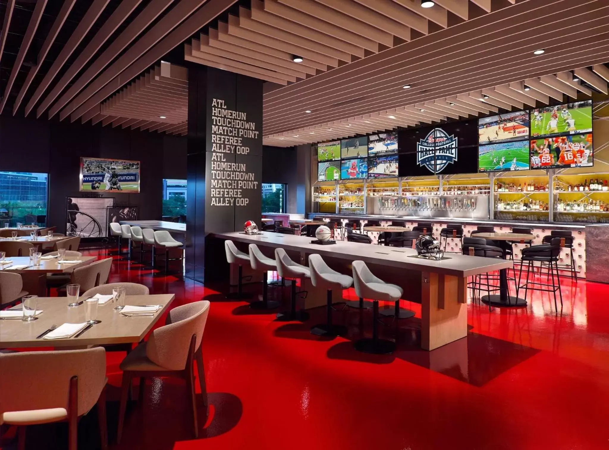 Restaurant/Places to Eat in Omni Atlanta Hotel at CNN Center