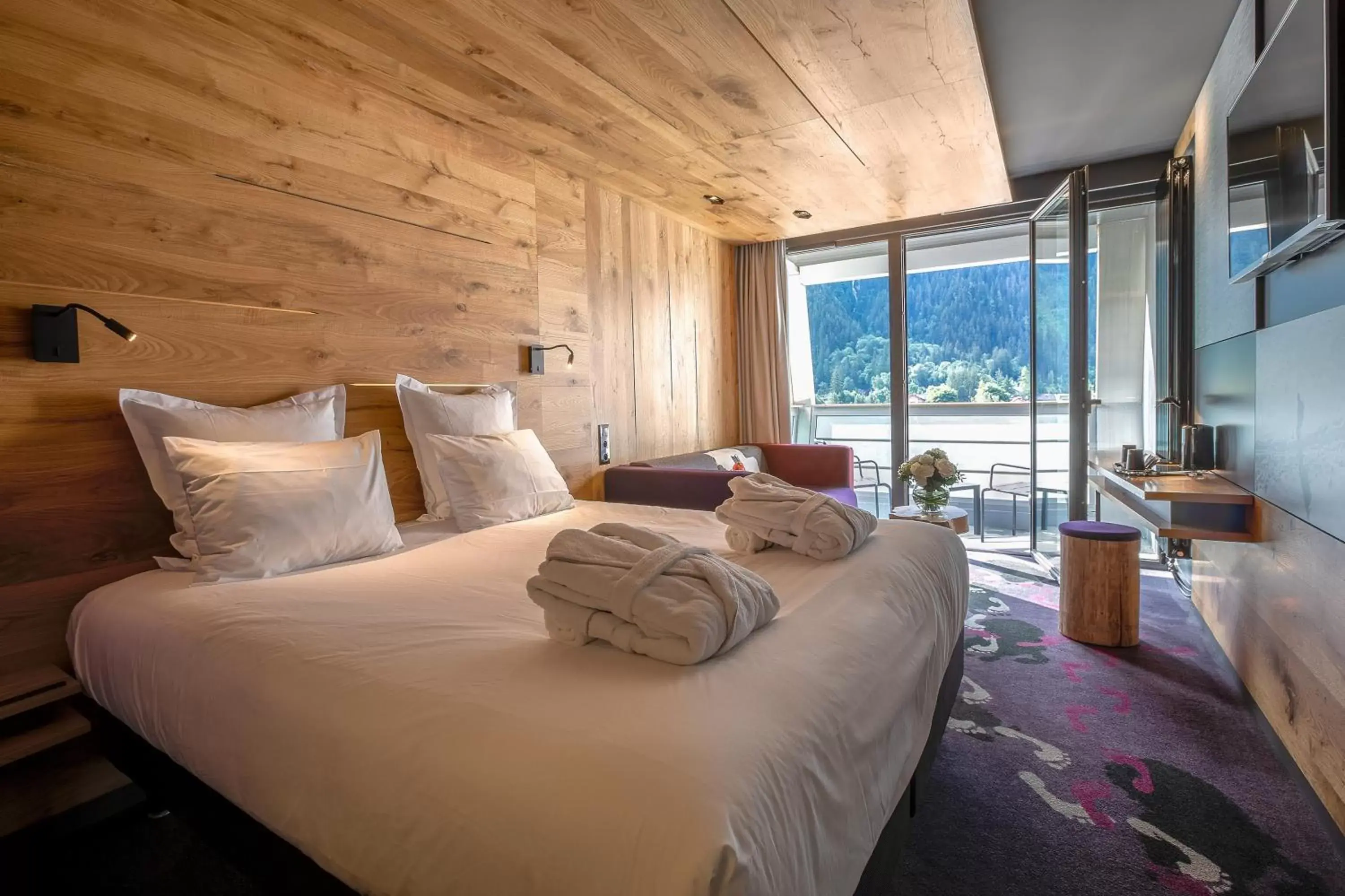Bedroom, Bed in Alpina Eclectic Hotel
