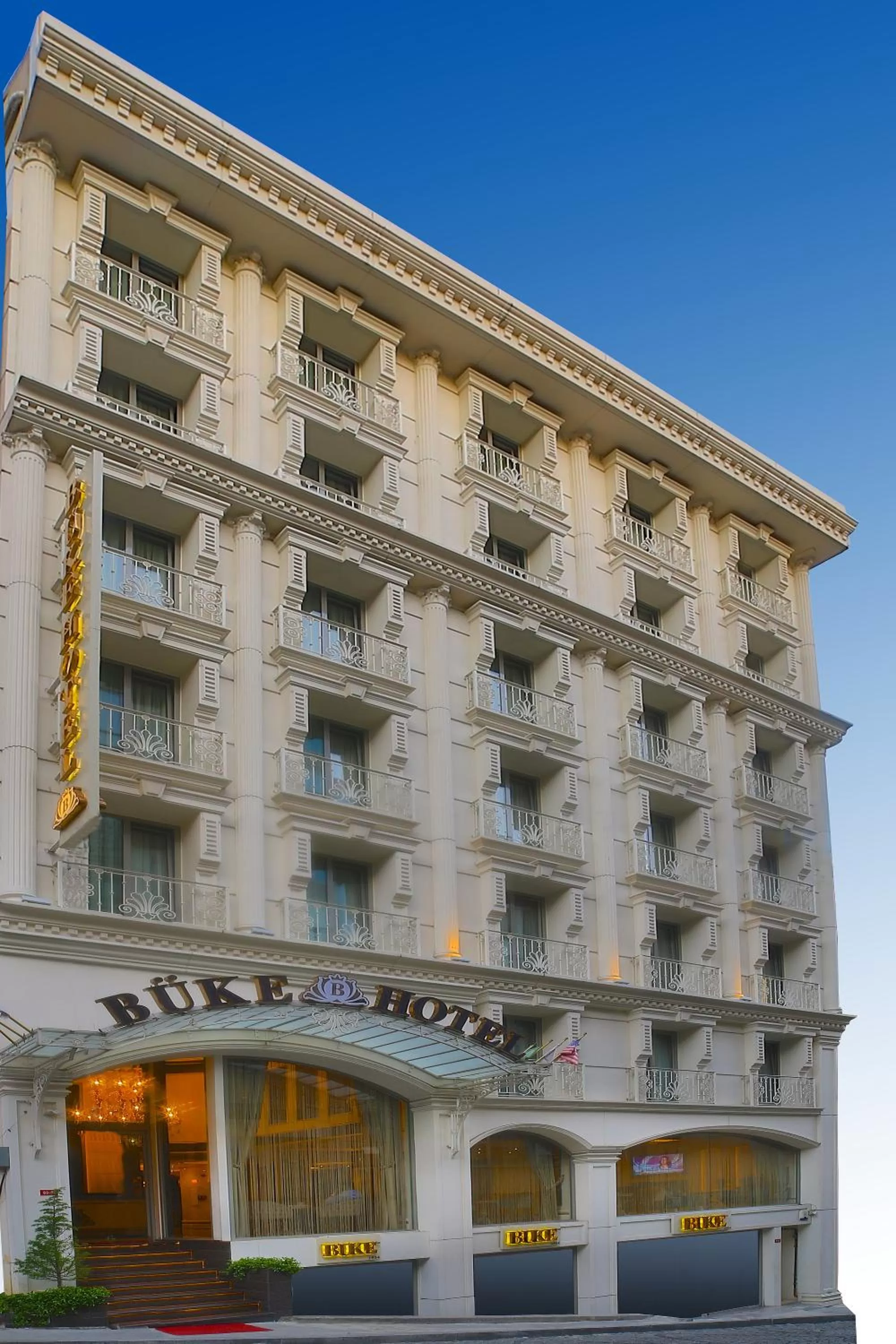 Property building in Büke Hotel Şişli