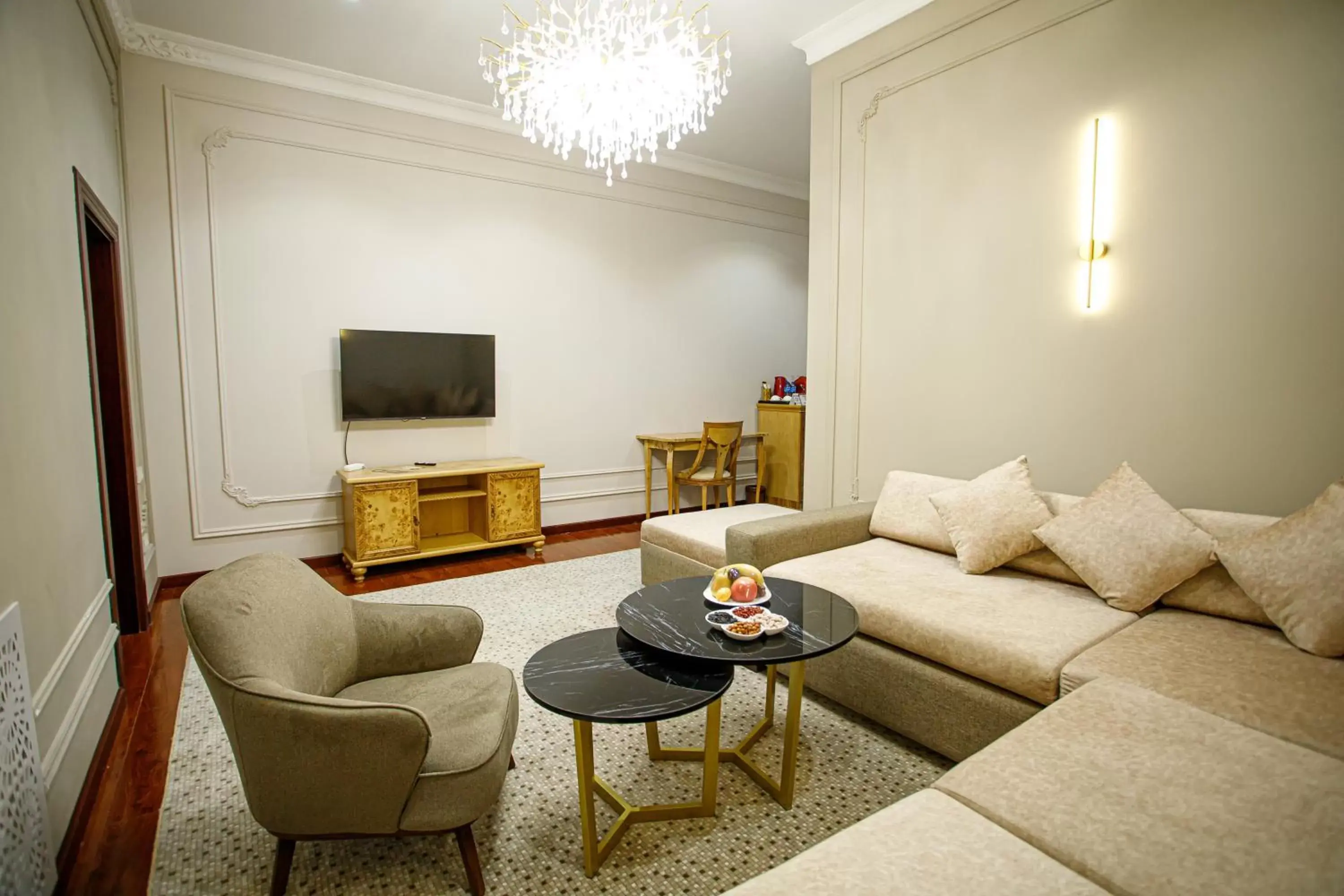 Senior Suite - single occupancy in Ichan Qal'a Premium Class Hotel Senior Suite - single occupancy in Ichan Qal'a Premium Class Hotel