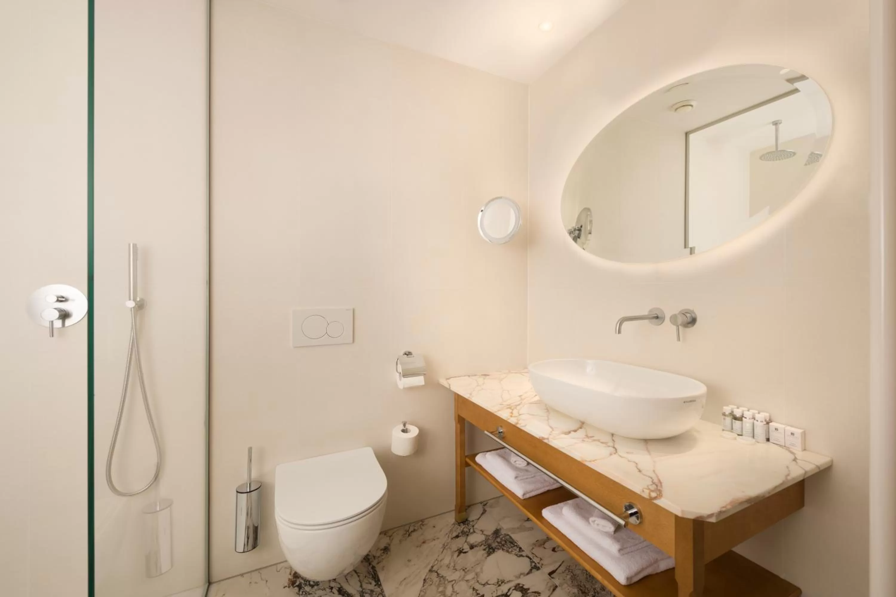 Bathroom in Grand Hotel Union Eurostars