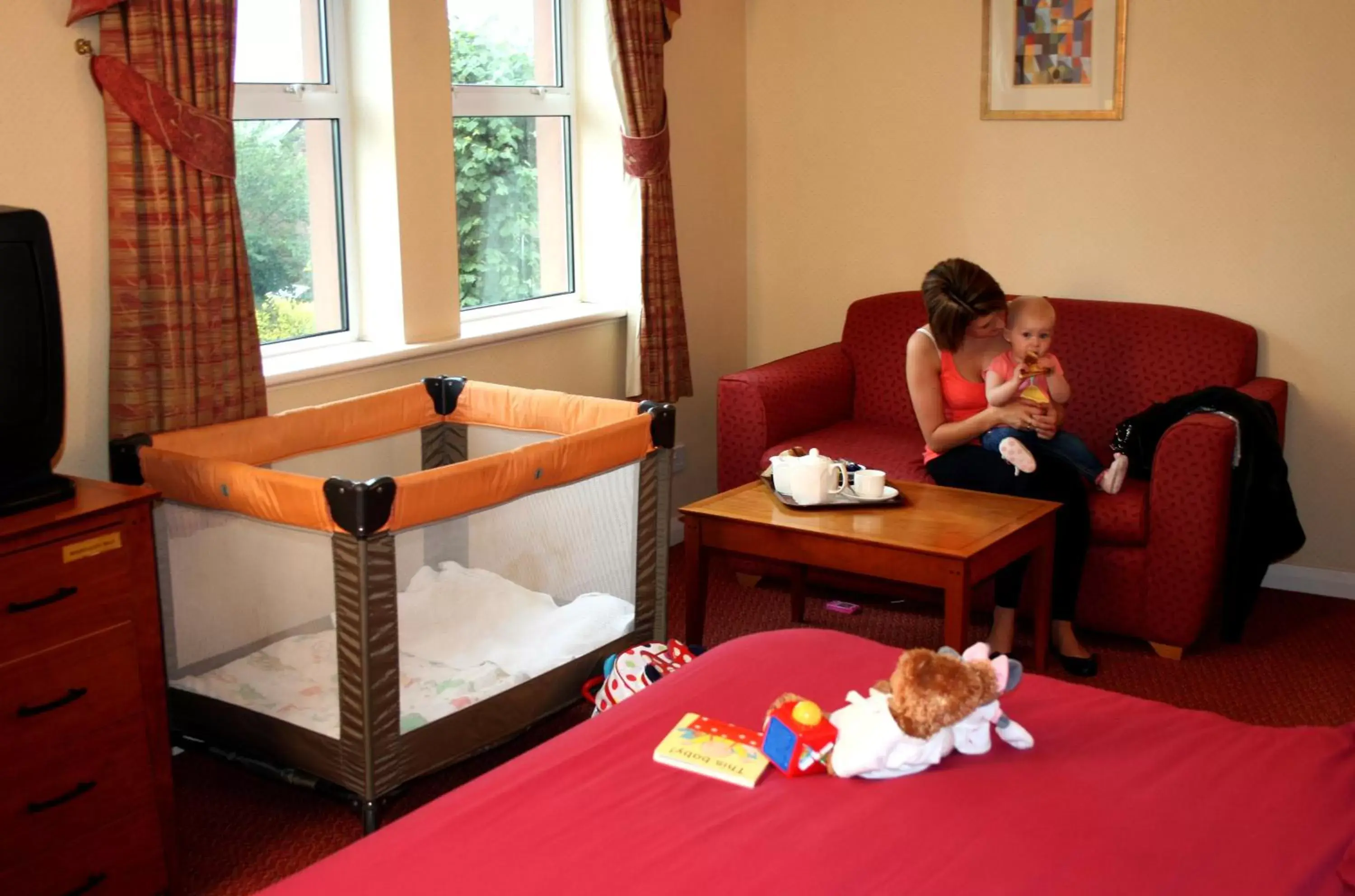 Seating area in Cairndale Hotel And Leisure Club