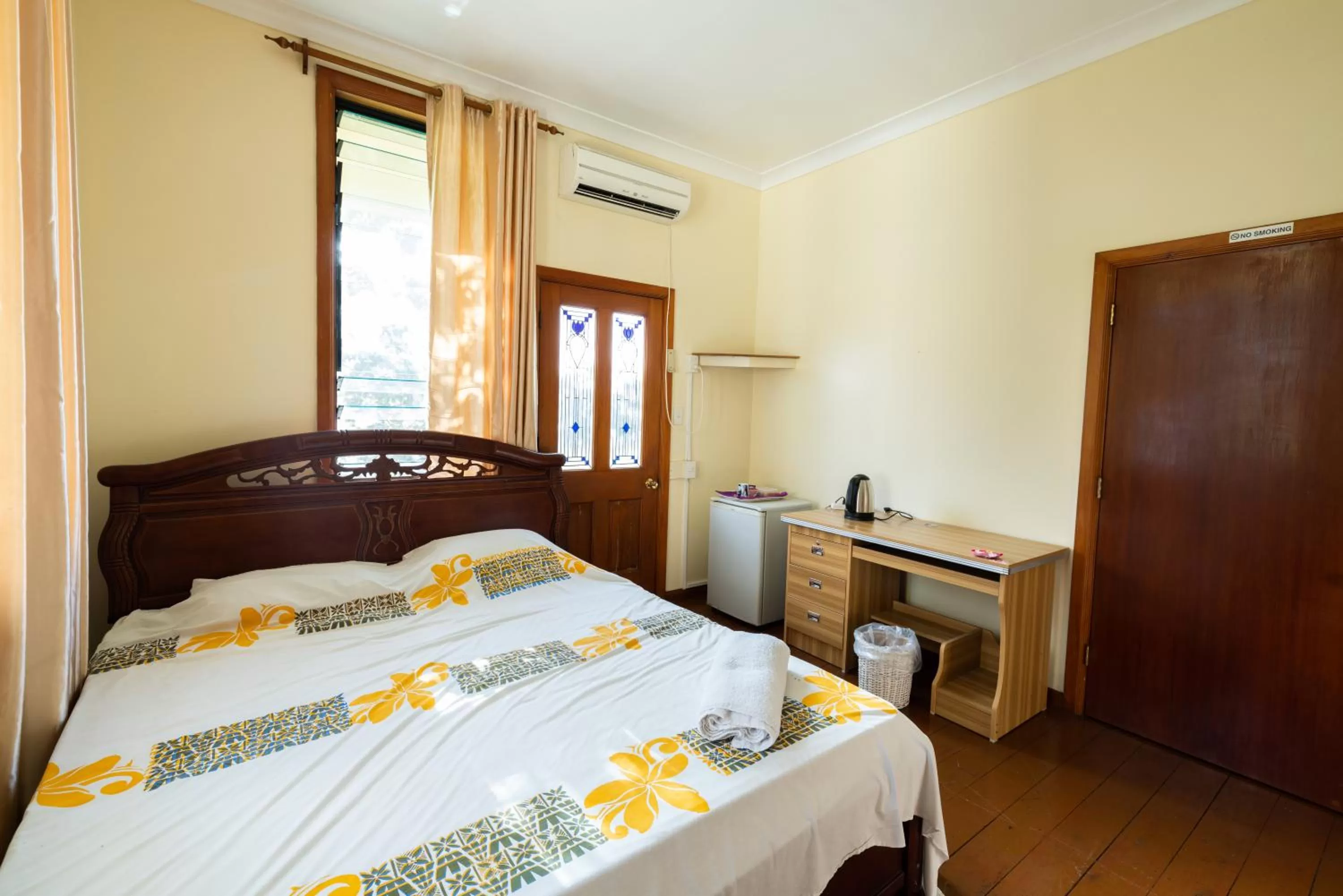 Photo of the whole room in Lynn's Getaway Hotel