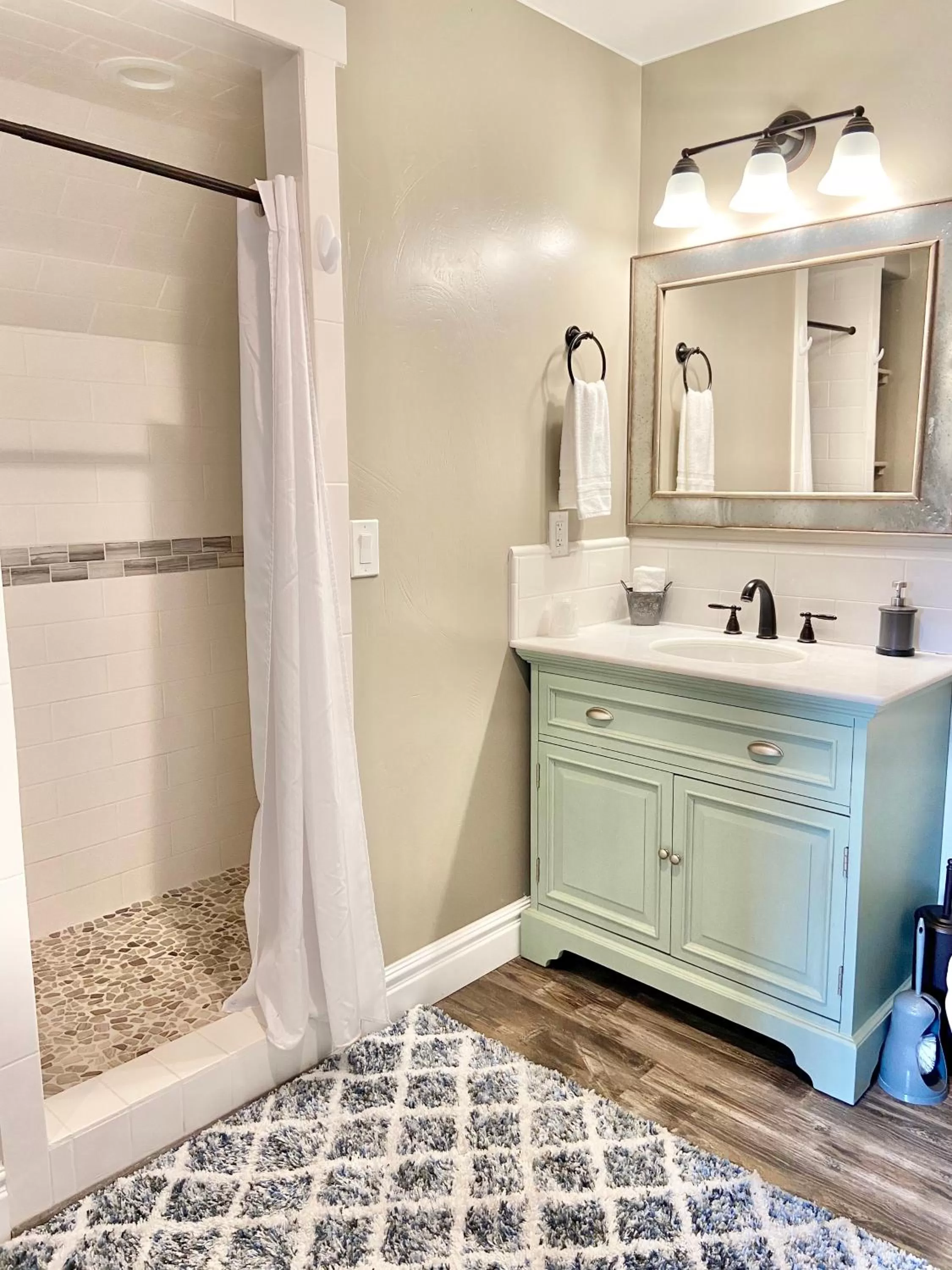 Bathroom in The Panguitch House