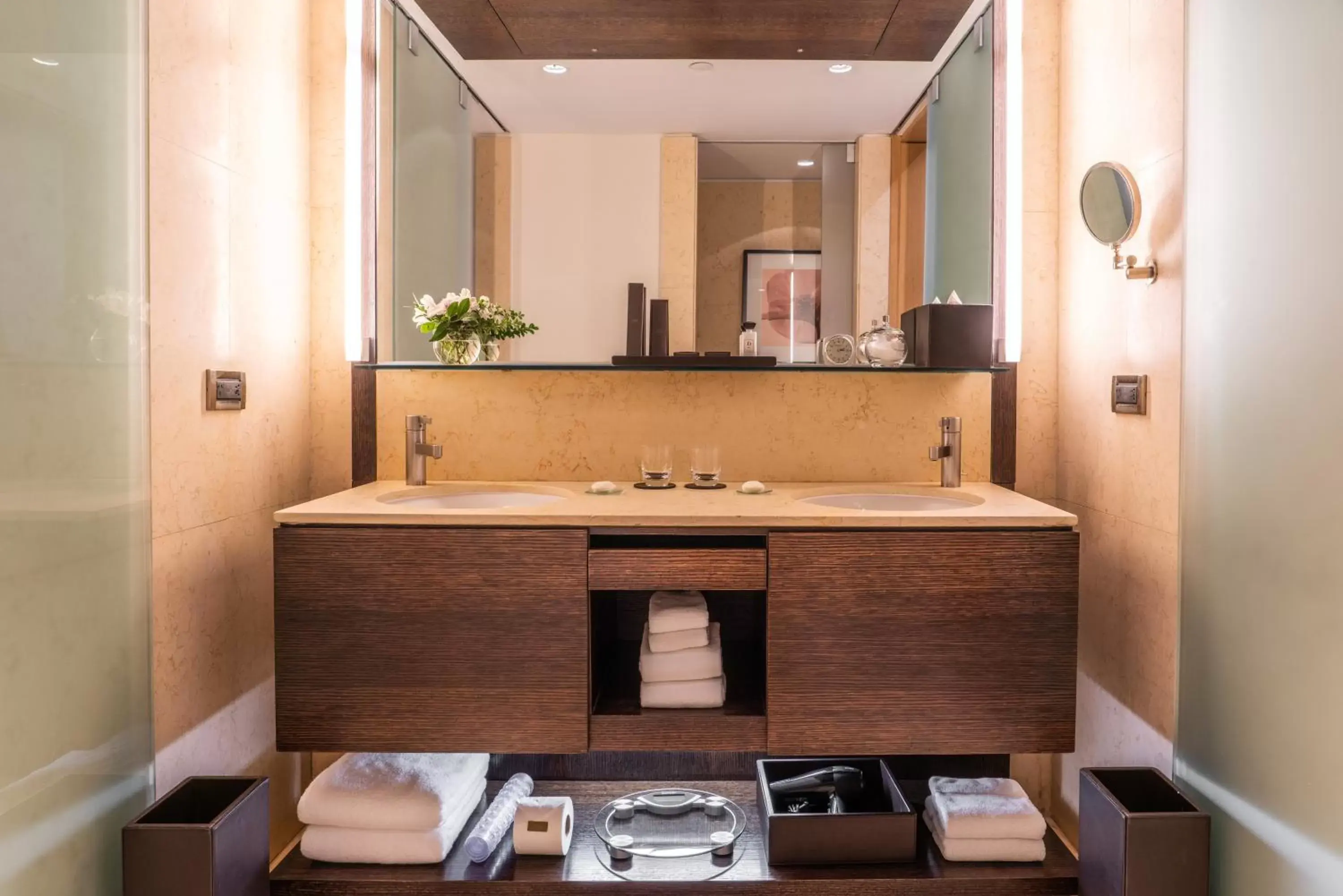 Bathroom in Palacio Duhau - Park Hyatt Buenos Aires