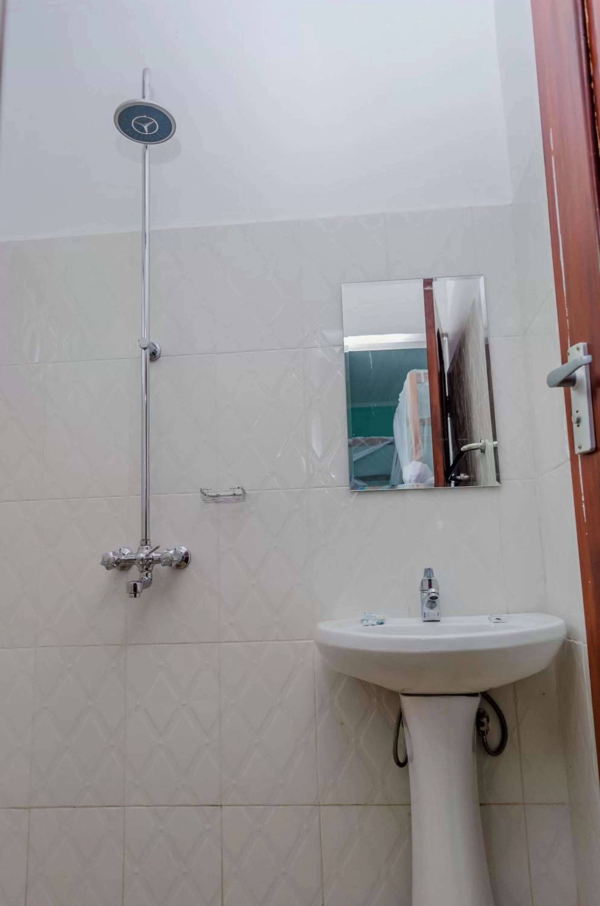 Bathroom in Royal Wonders Hotel