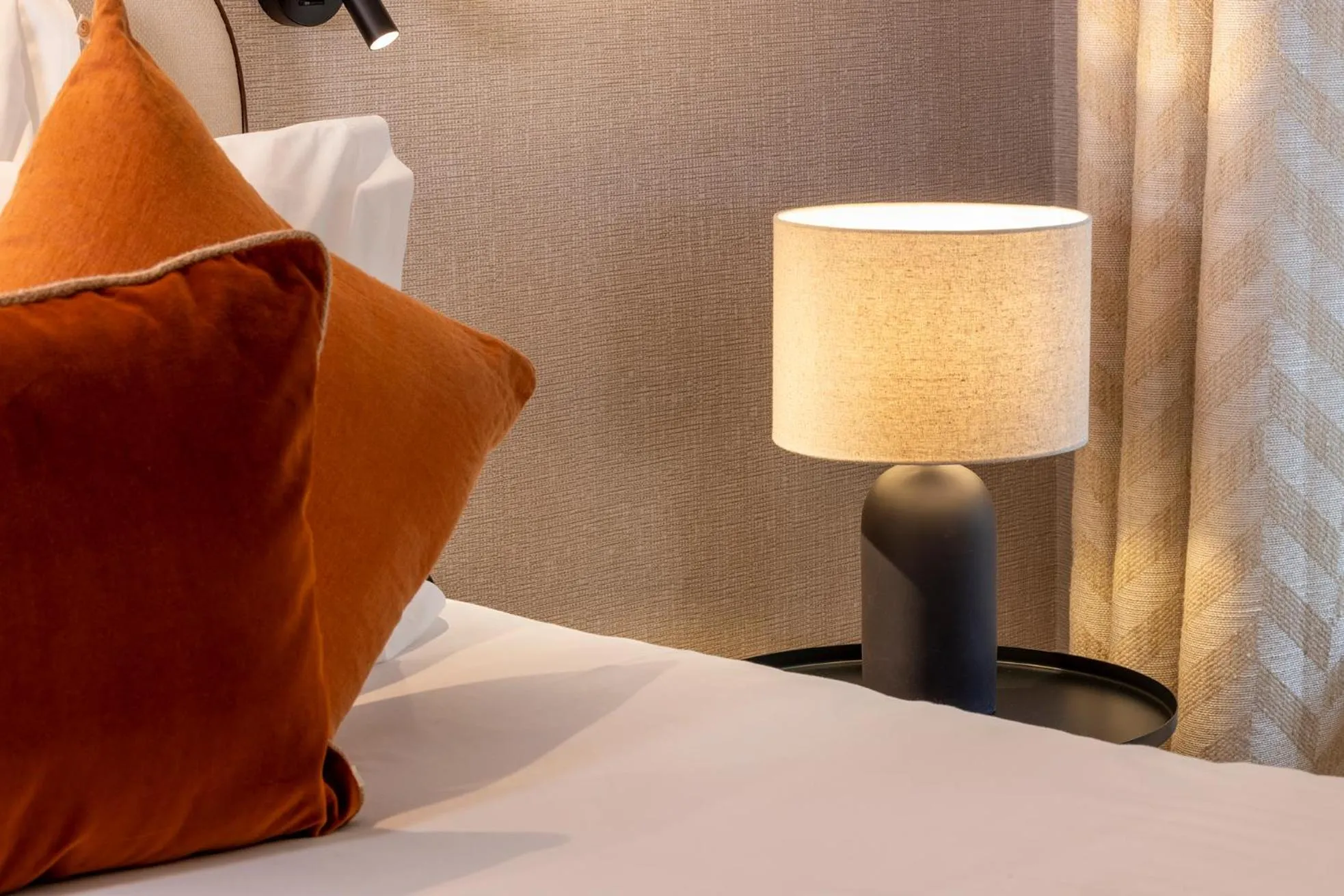 Bed in Hotel Chavanel