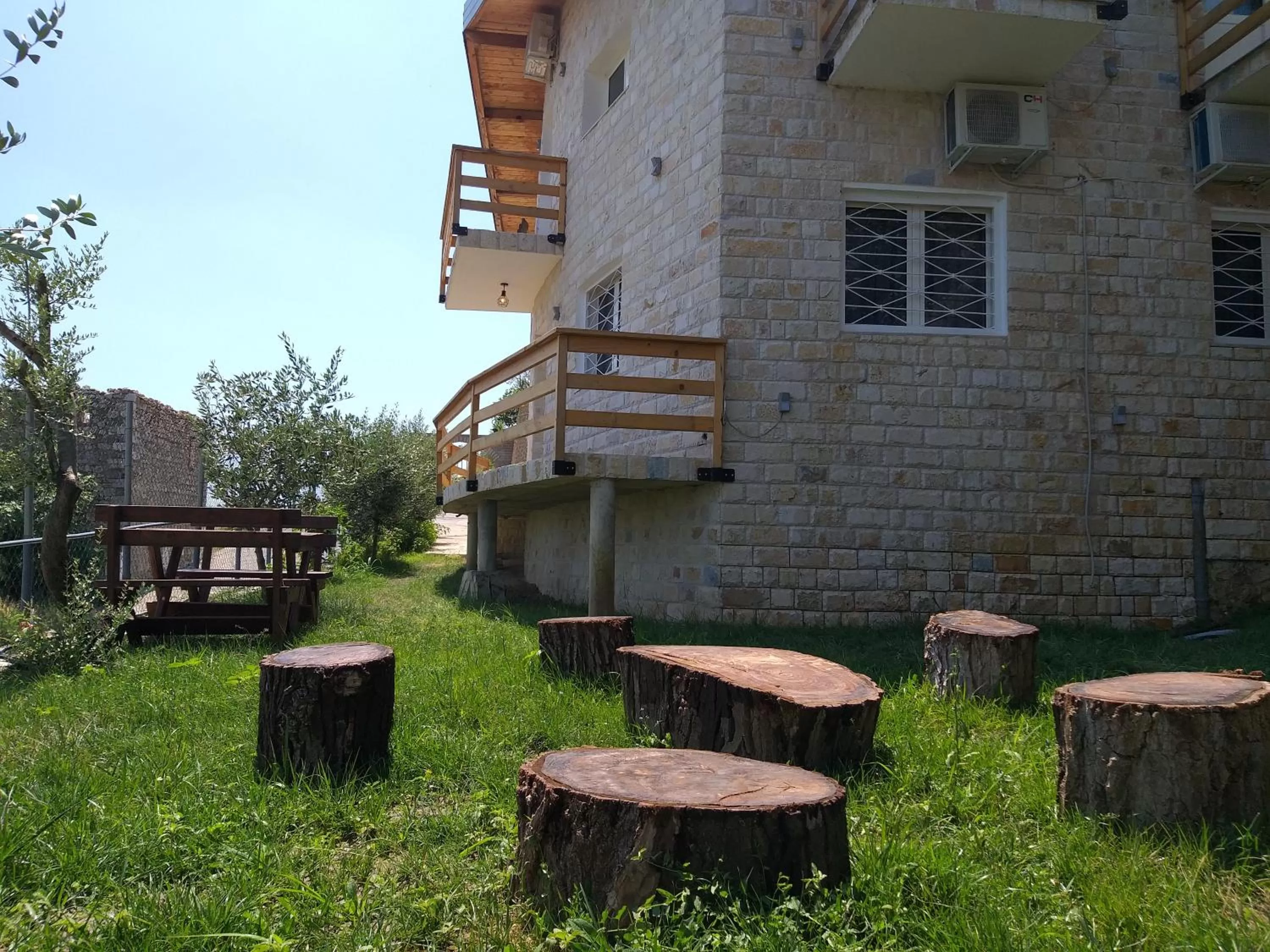 Garden, Property Building in Hotel Grandpa's House