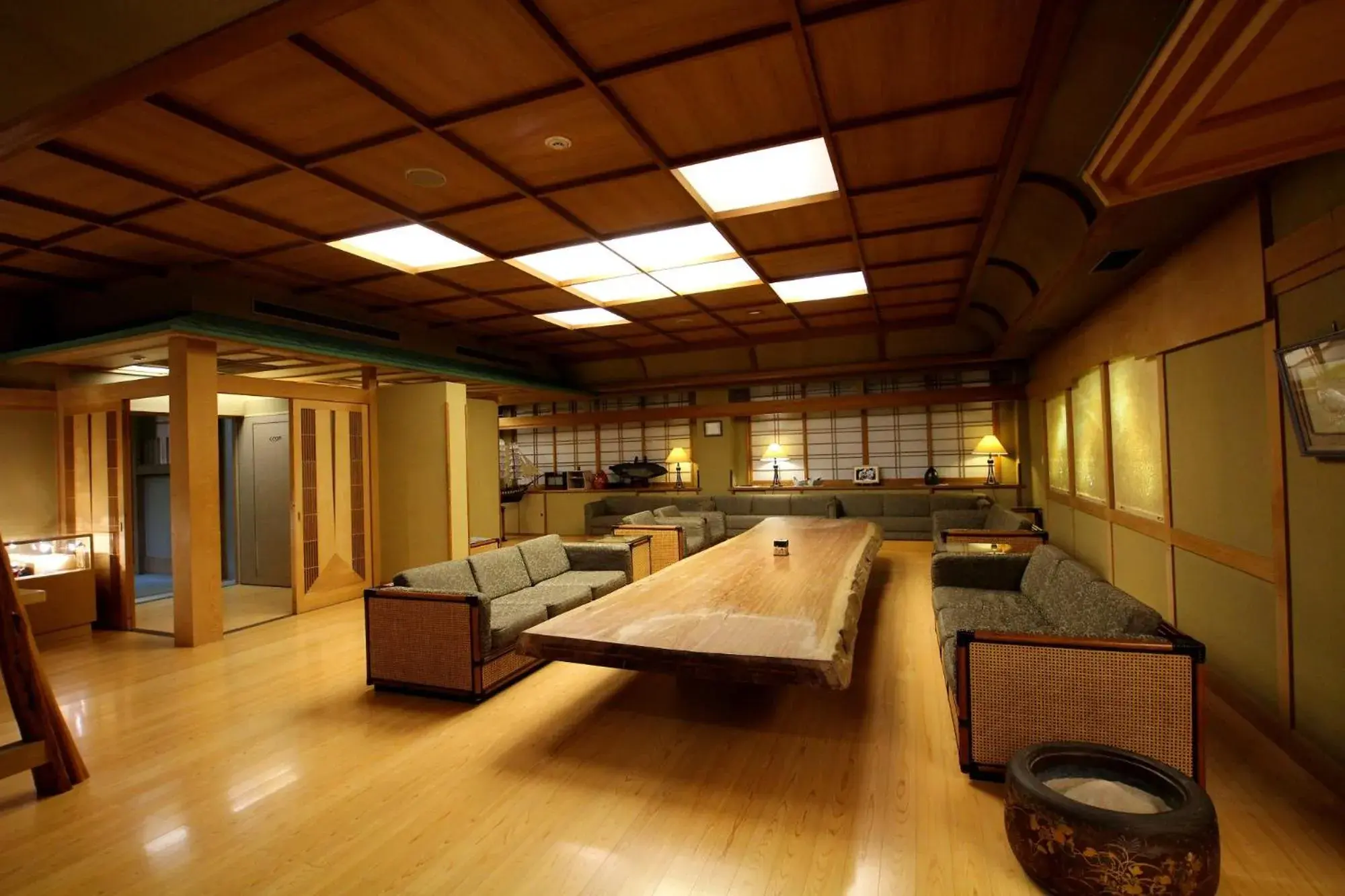 Lobby or reception in Wakamatsu Hot Spring Resort