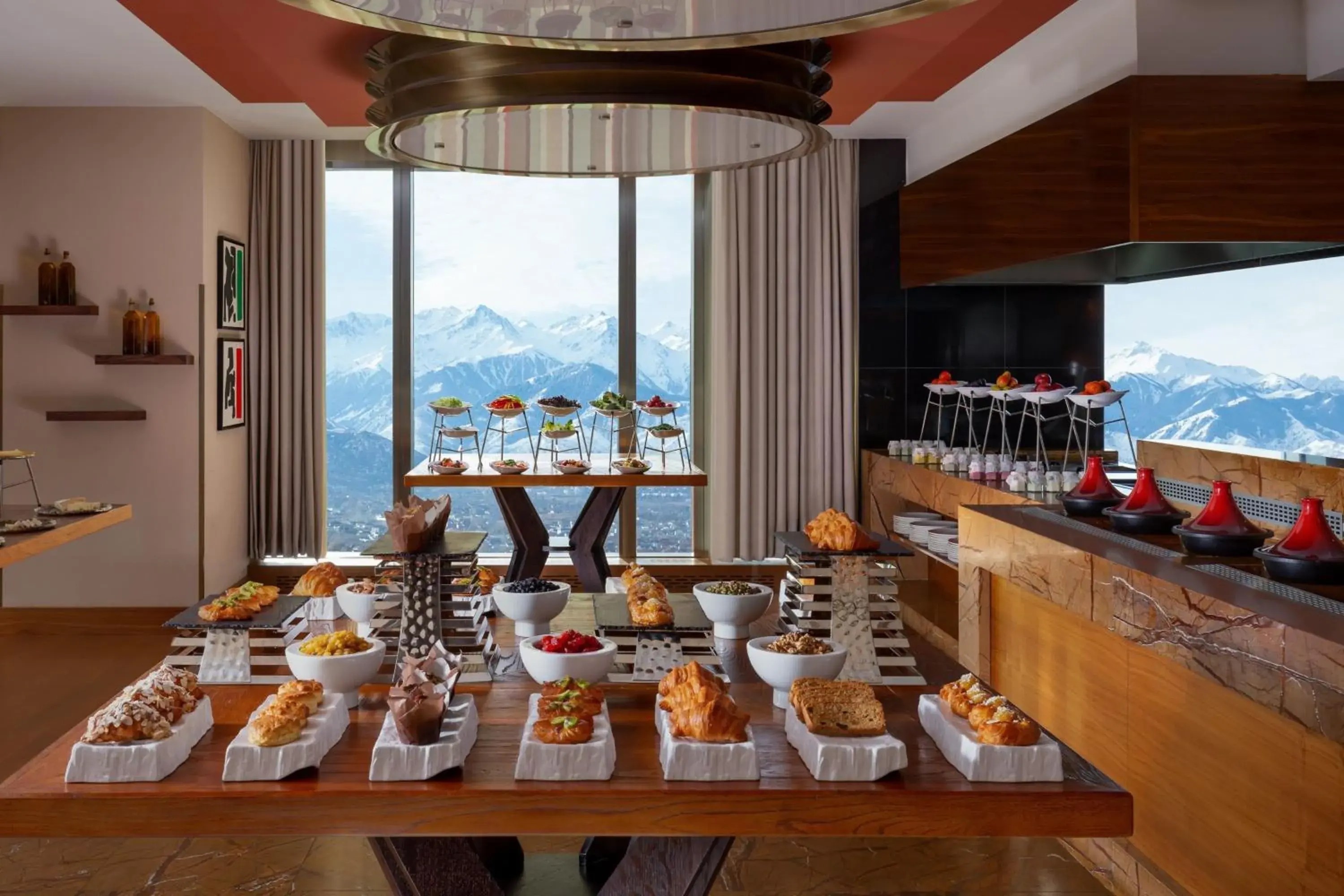Restaurant/Places to Eat in The Ritz-Carlton Almaty