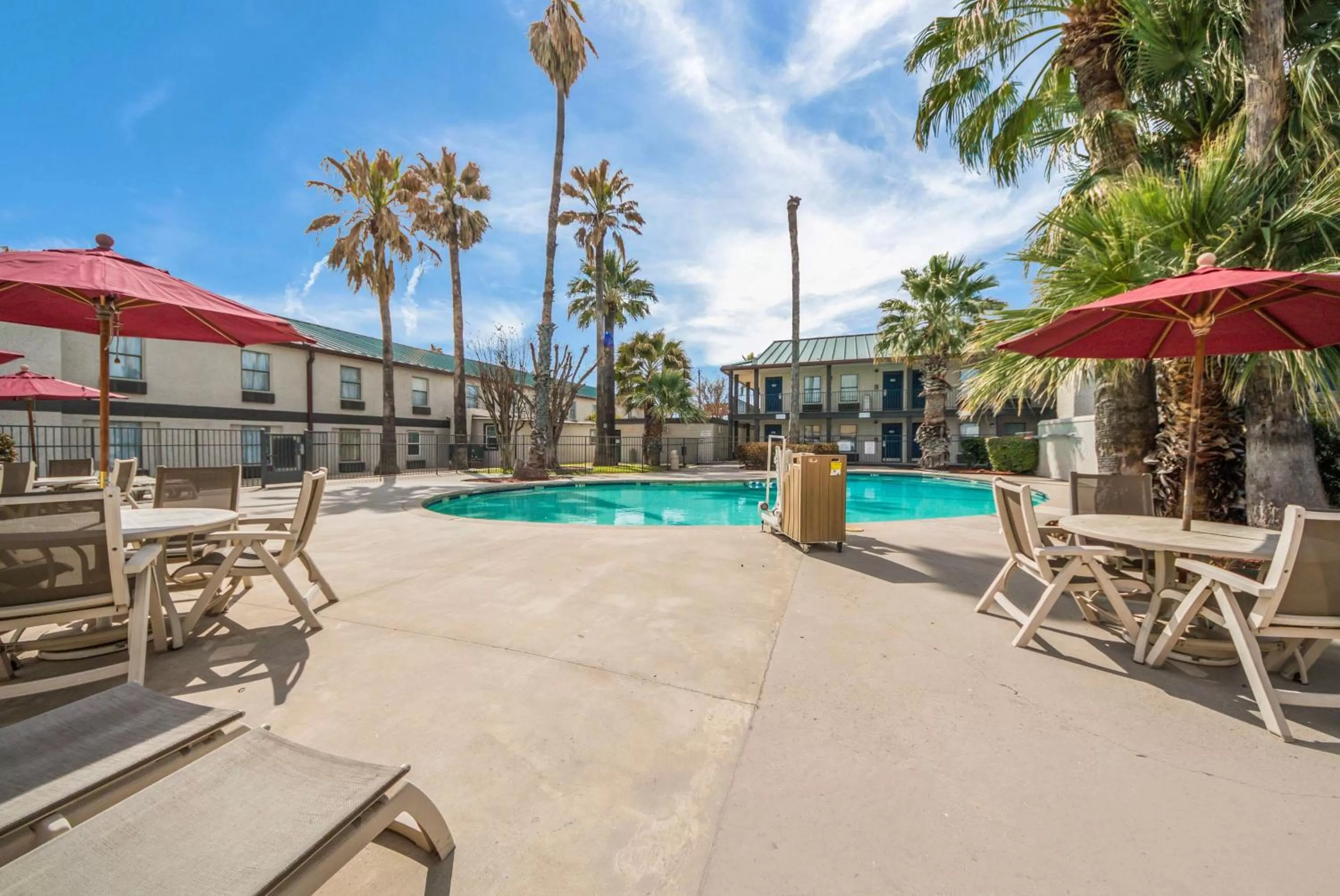 Activities in Studio 6 Laredo, Tx - North I-35