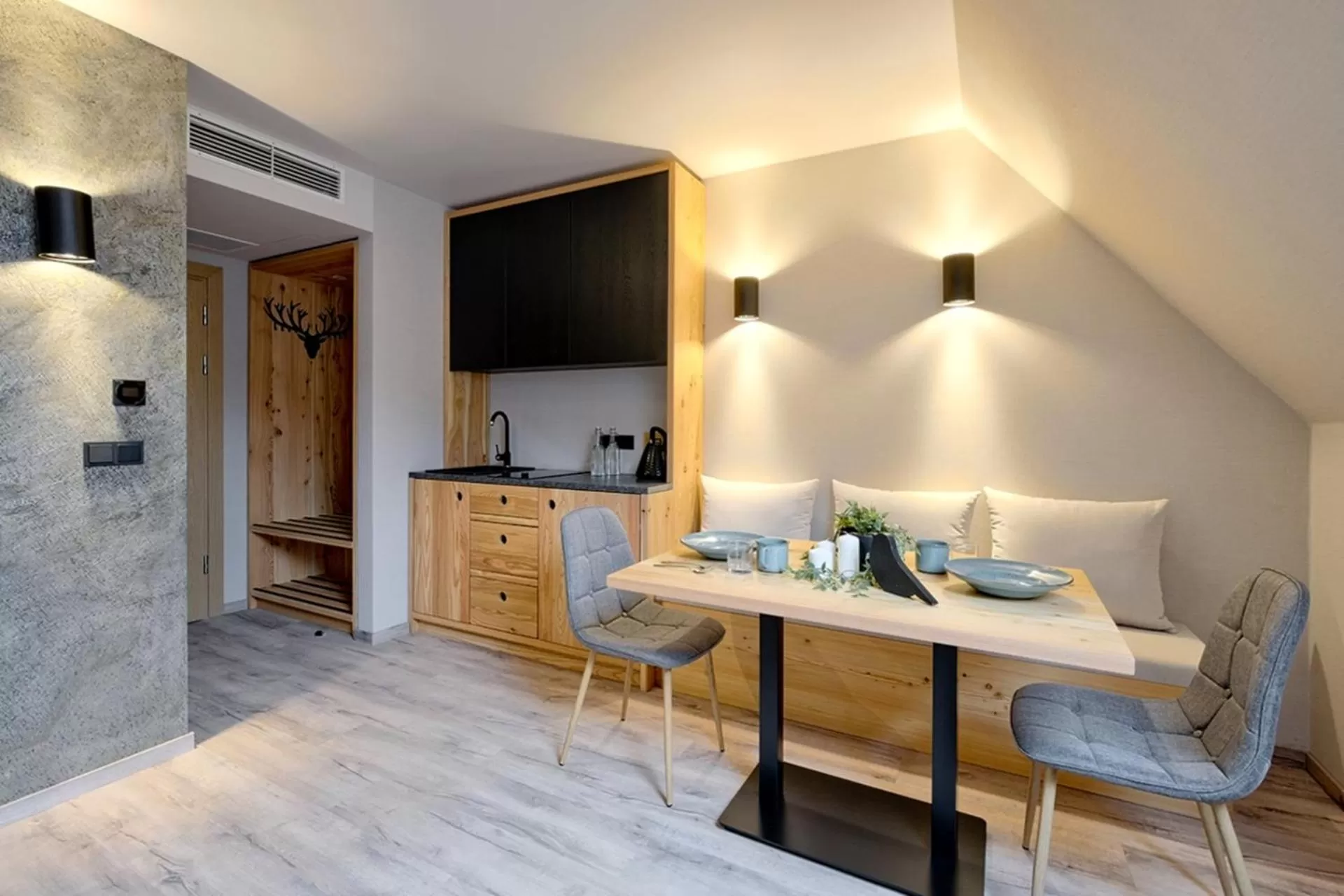 Kitchen or kitchenette in Harda House Friends & Spa