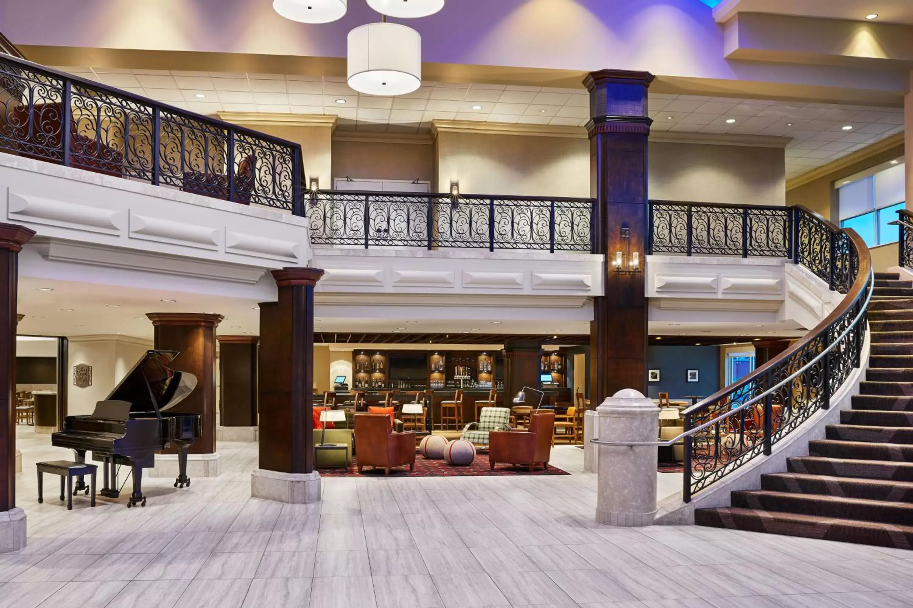 Lobby or reception in Four Points by Sheraton Little Rock Midtown