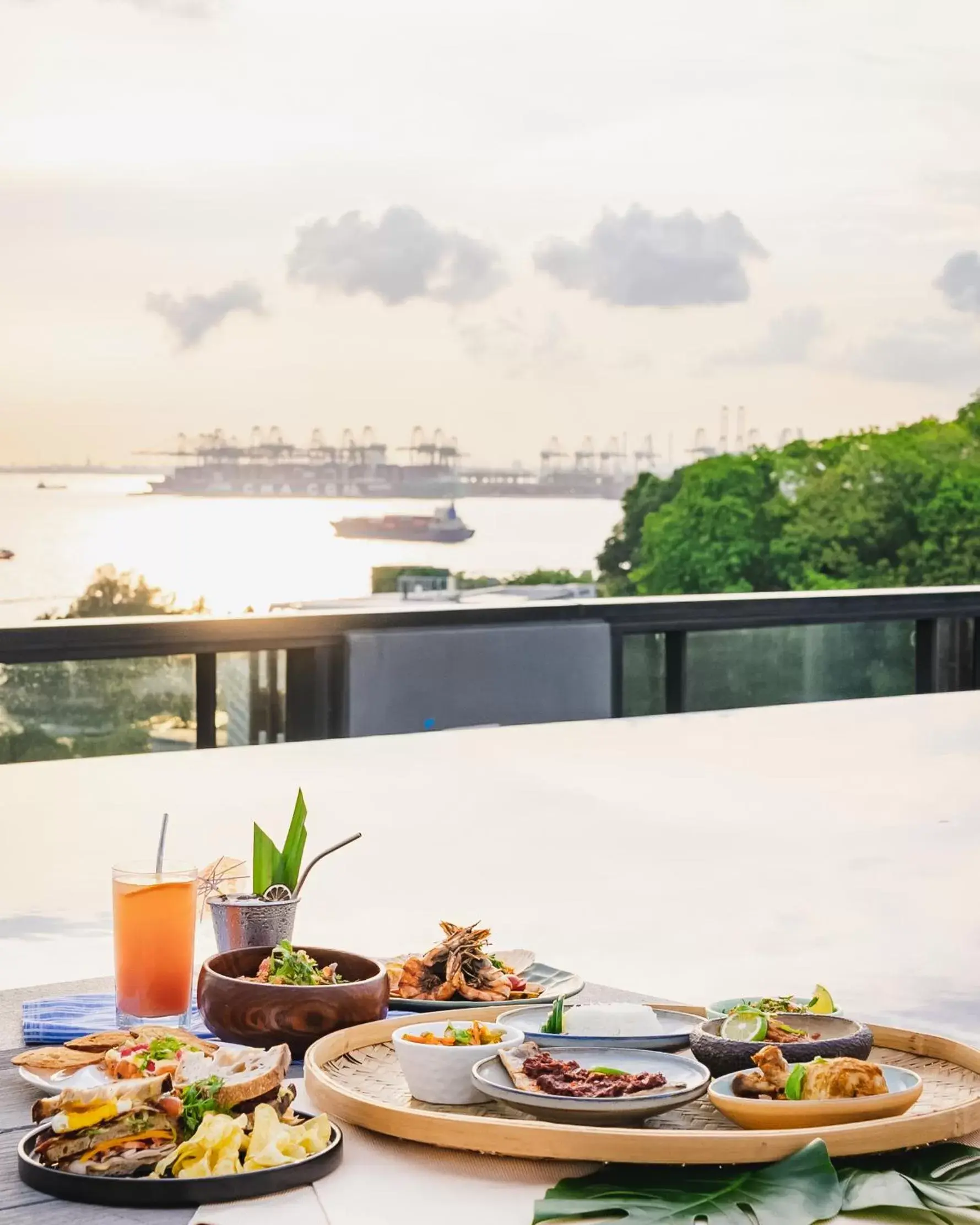 Restaurant/places to eat in The Outpost Hotel Sentosa by Far East Hospitality Restaurant/places to eat in The Outpost Hotel Sentosa by Far East Hospitality