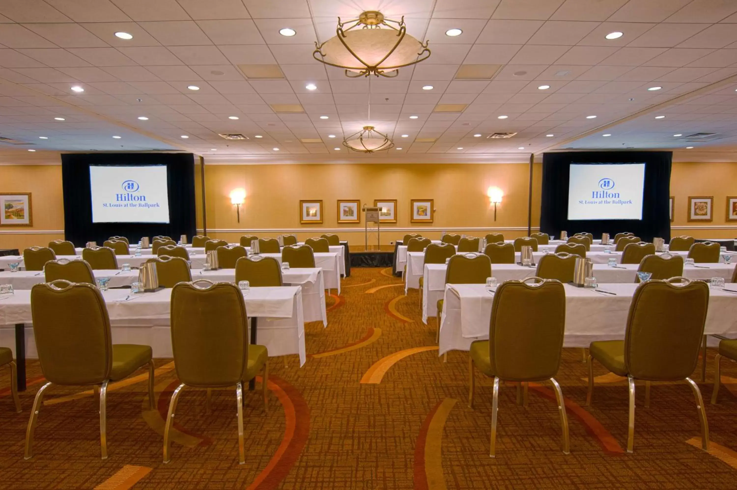 Meeting/conference room in Hilton St. Louis at the Ballpark