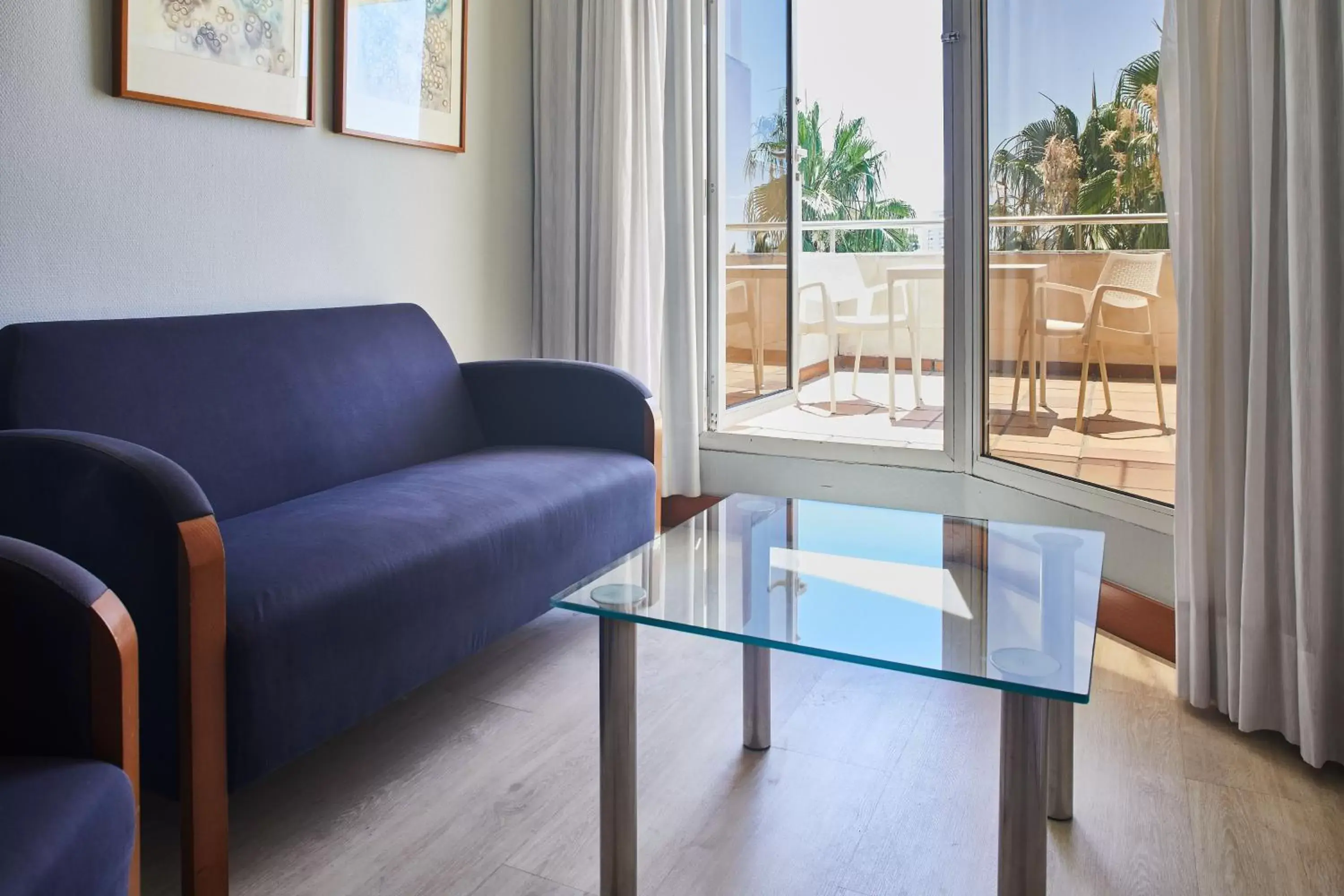 Superior Twin Room with Terrace in Silken Al-Andalus Palace Superior Twin Room with Terrace in Silken Al-Andalus Palace