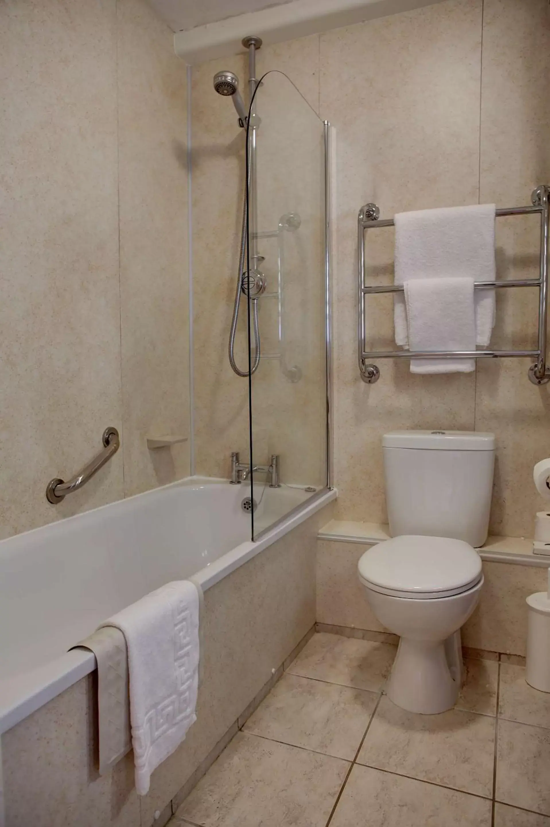 Shower, Bathroom in Tiverton Hotel Lounge & Venue formally Best Western