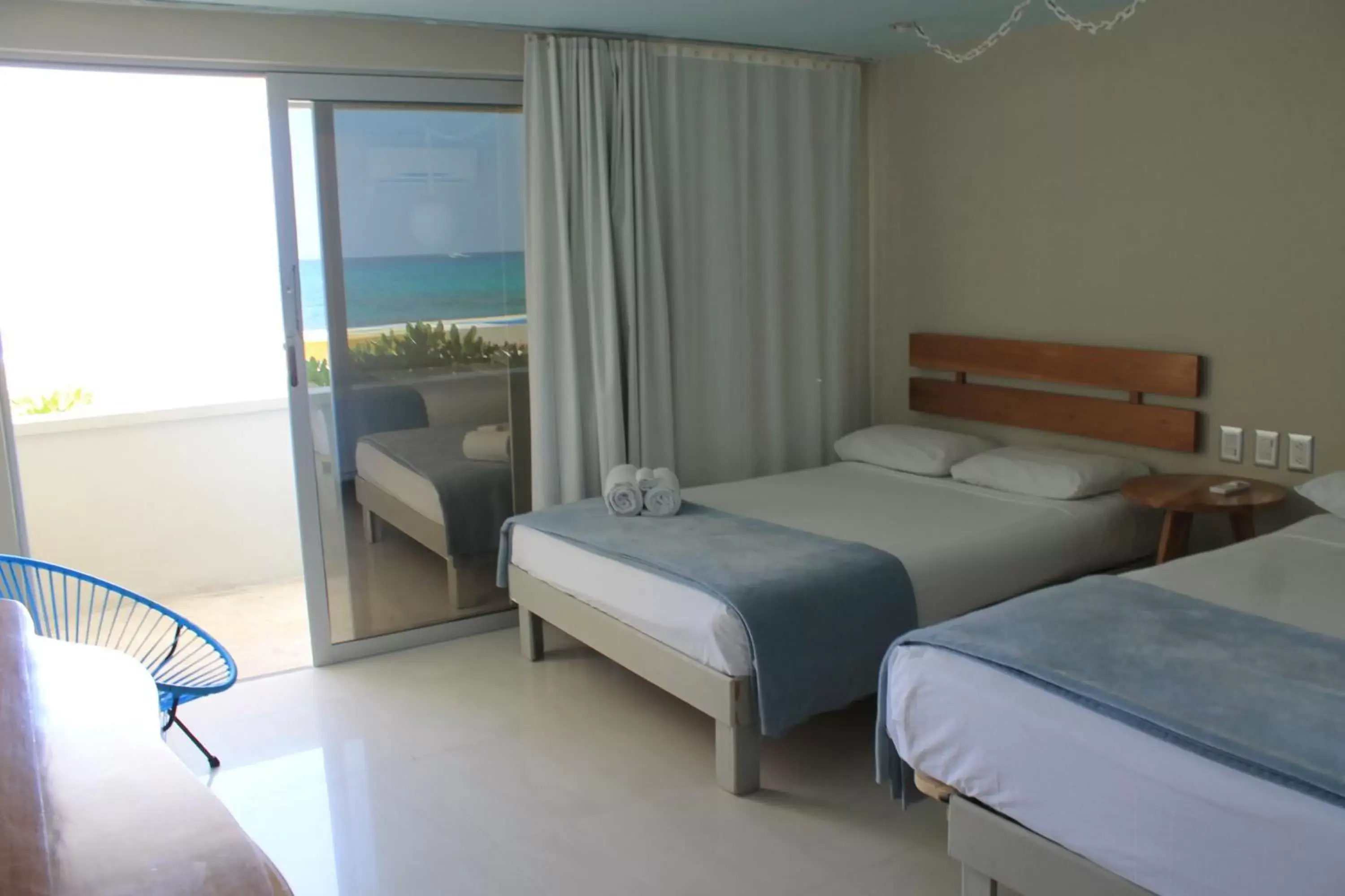 Bedroom, Bed in Rocamar Hotel Isla Mujeres