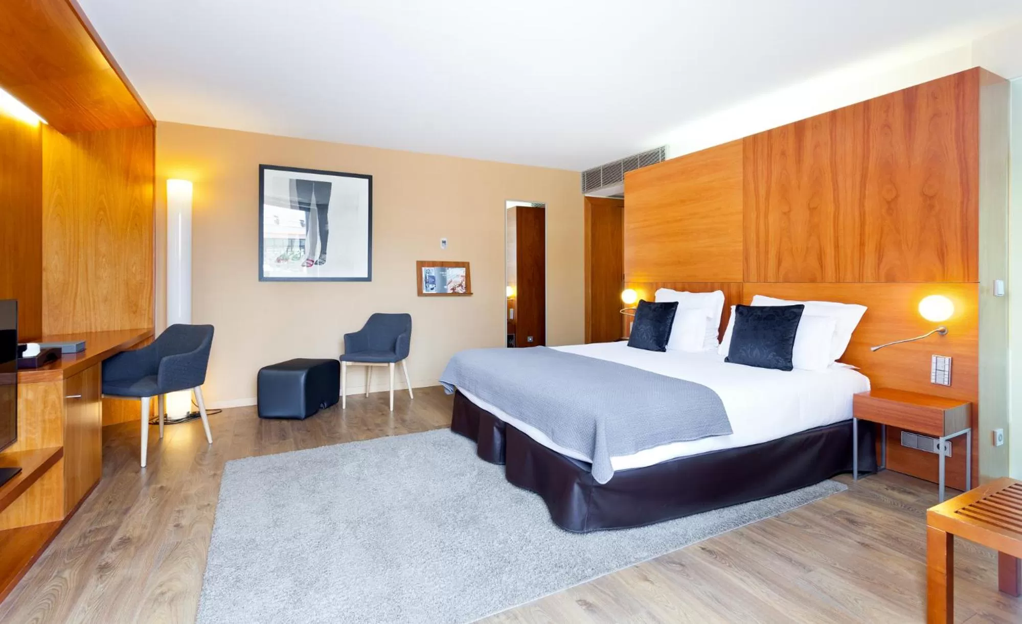 Bed in Hotel Condes de Barcelona