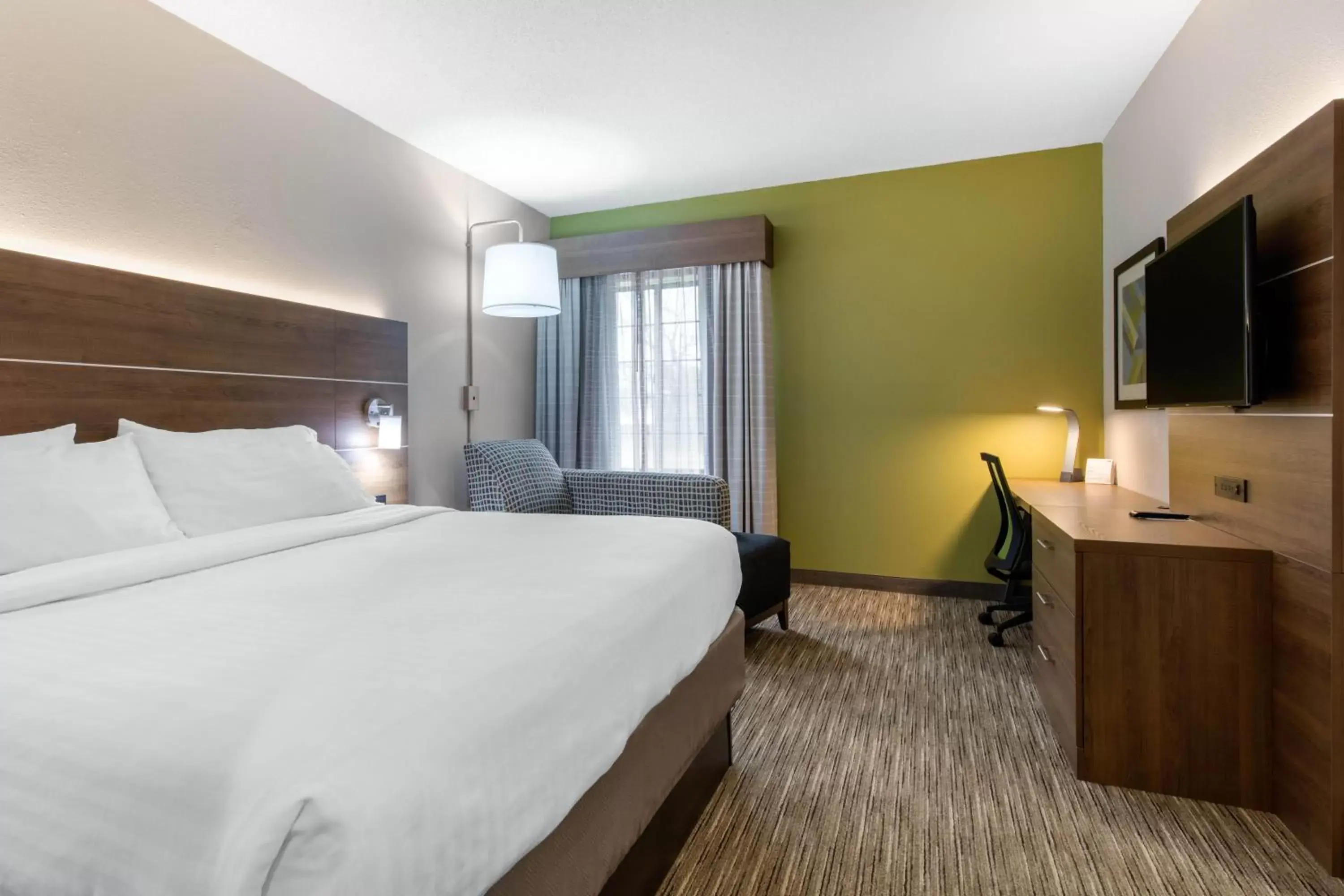 Photo of the whole room, Bed in Holiday Inn Express Henderson, an IHG Hotel
