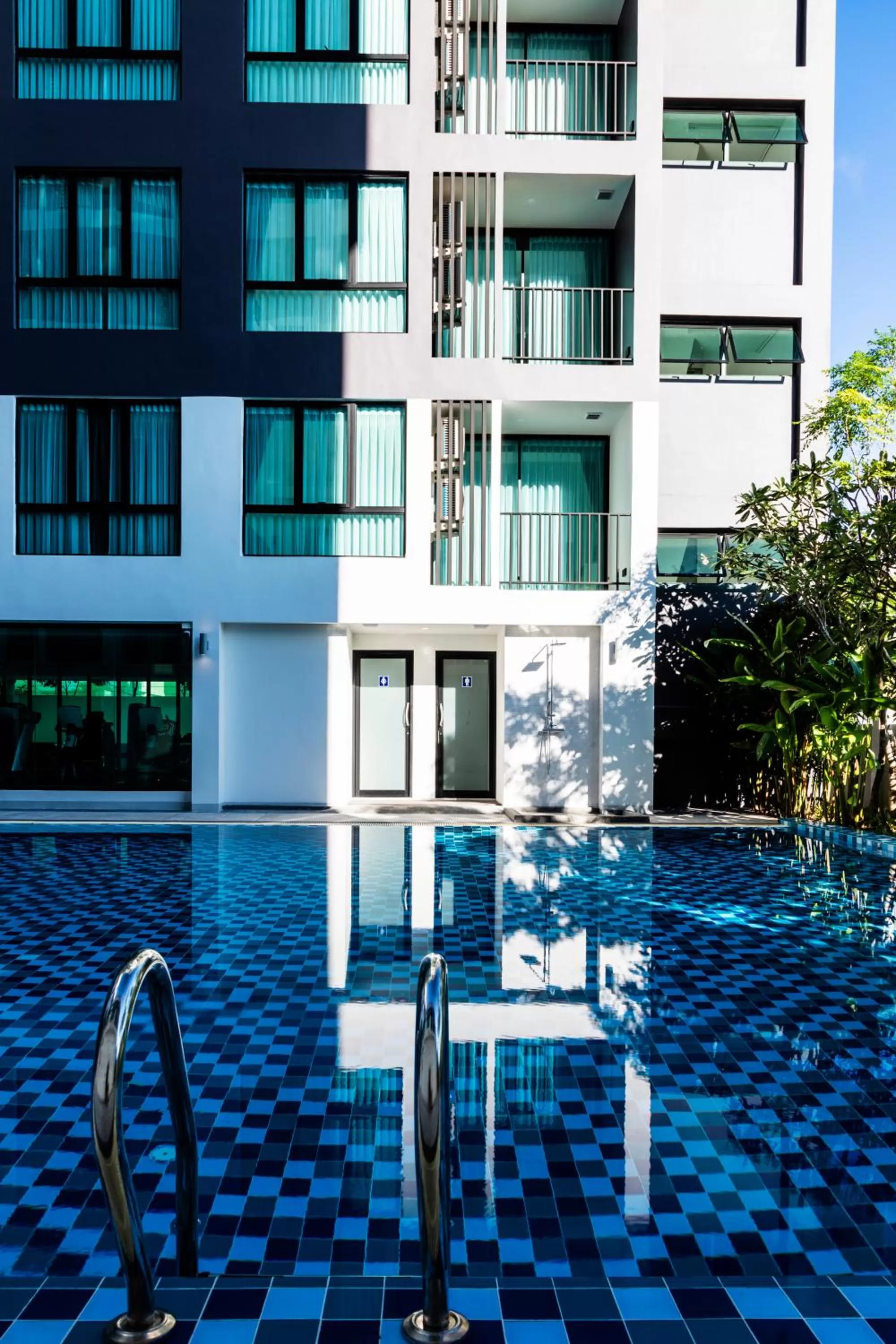 Swimming pool in The Rizin