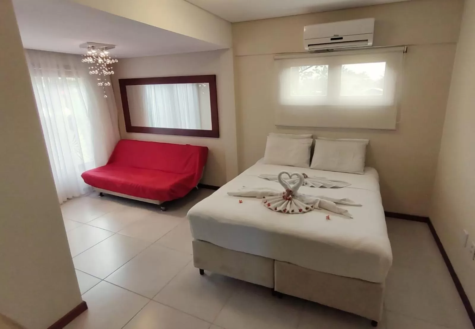 Bedroom, Bed in i9 Quixaba Flat