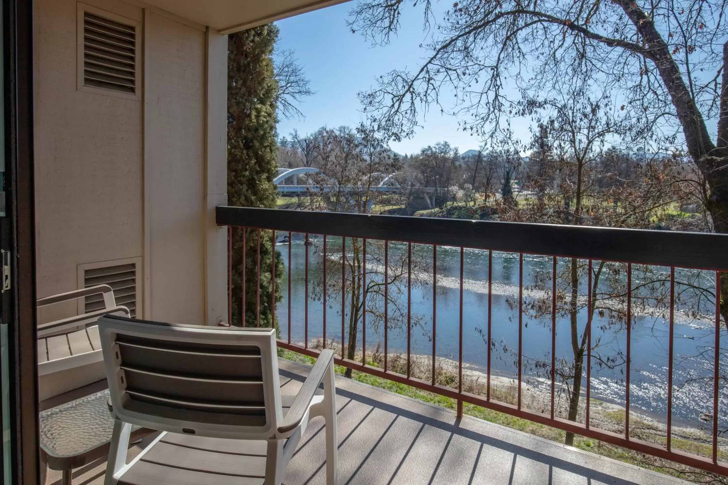 Pool View in Riverside Inn