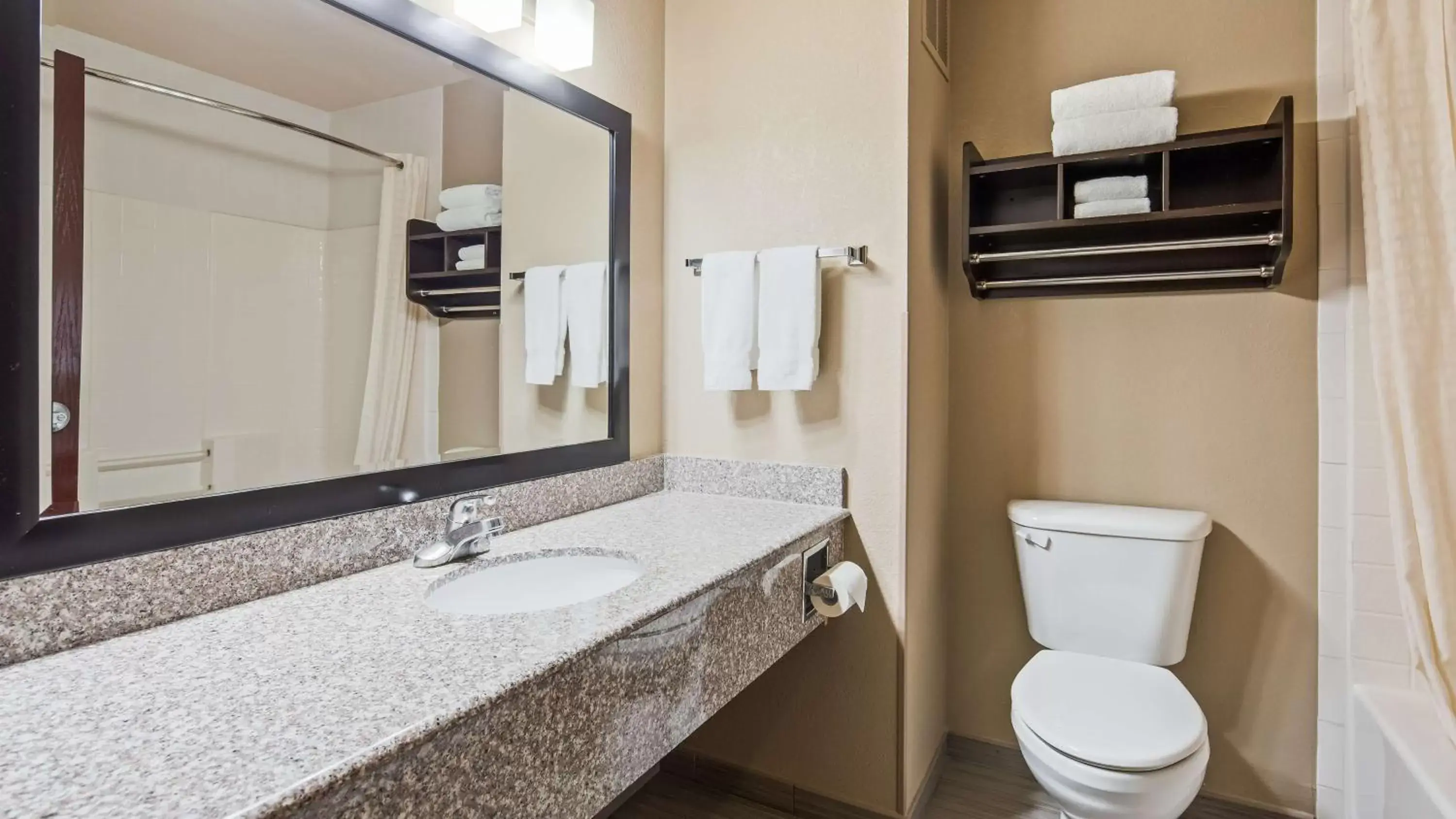 Bathroom in Best Western Plus Cutting Horse Inn & Suites