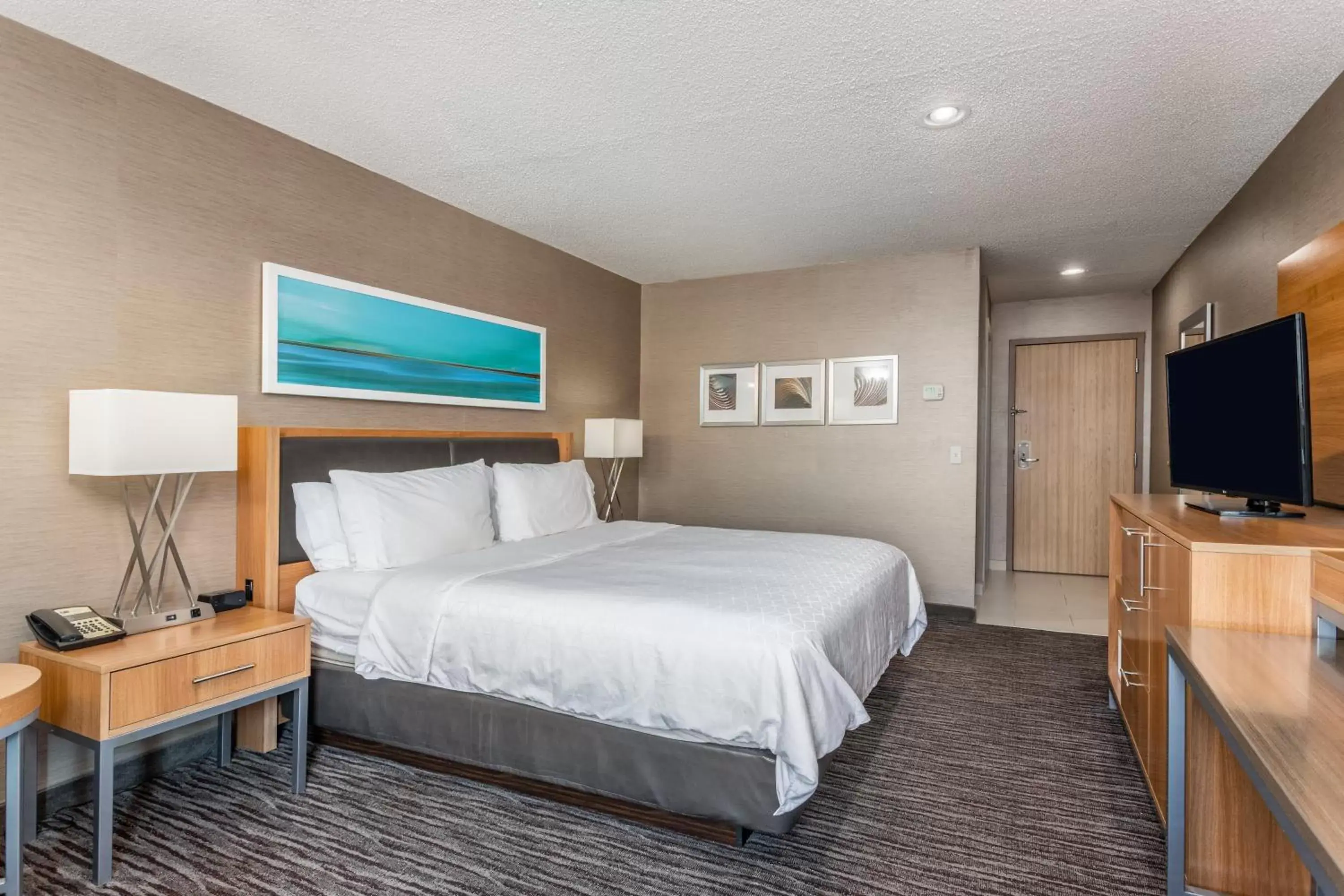 Photo of the whole room, Bed in Holiday Inn Express Annapolis East-Kent Island, an IHG Hotel