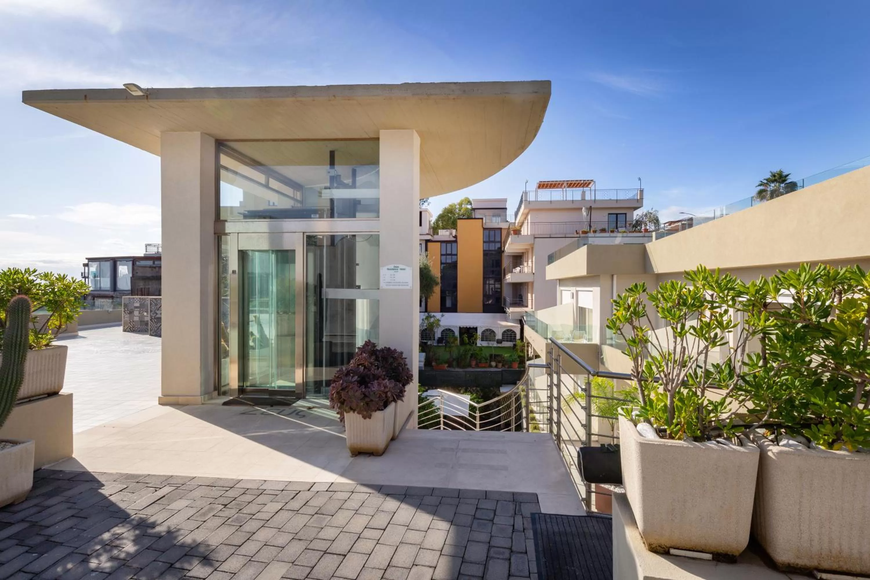 Property building in Zeus Hotel - Aparthotel - Meeting & Congress