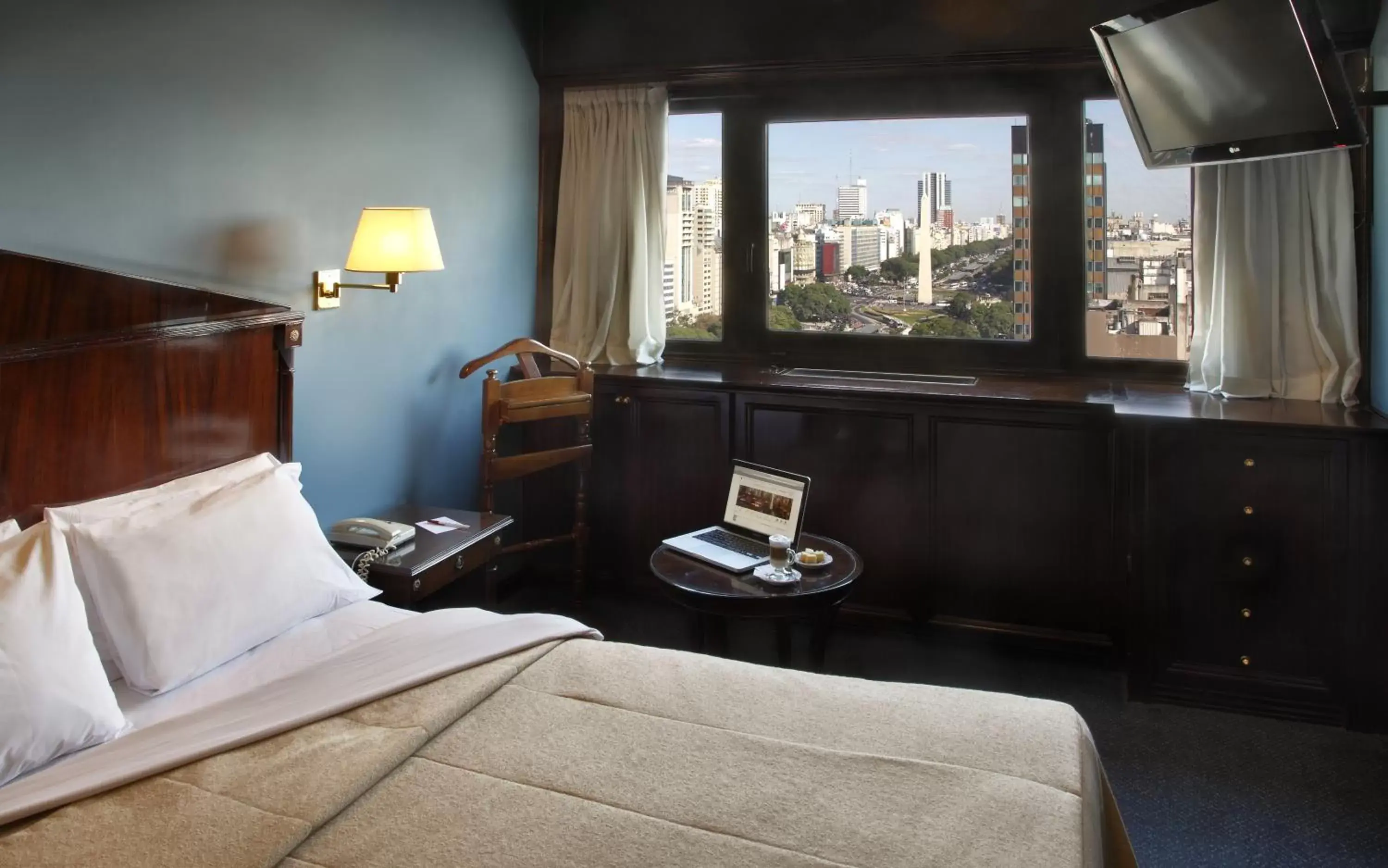 Day, Bed in Hotel Presidente Buenos Aires