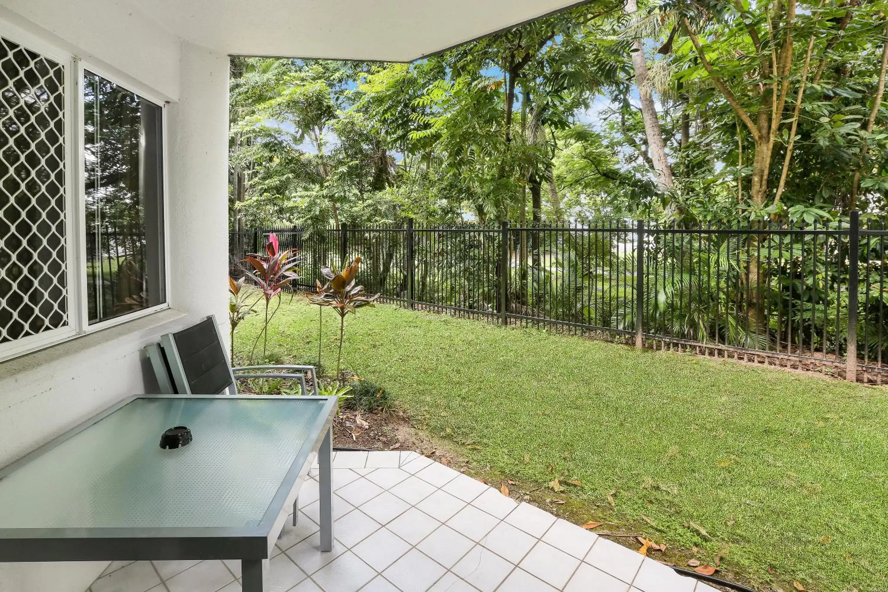 Balcony/Terrace in Citysider Cairns Holiday Apartments