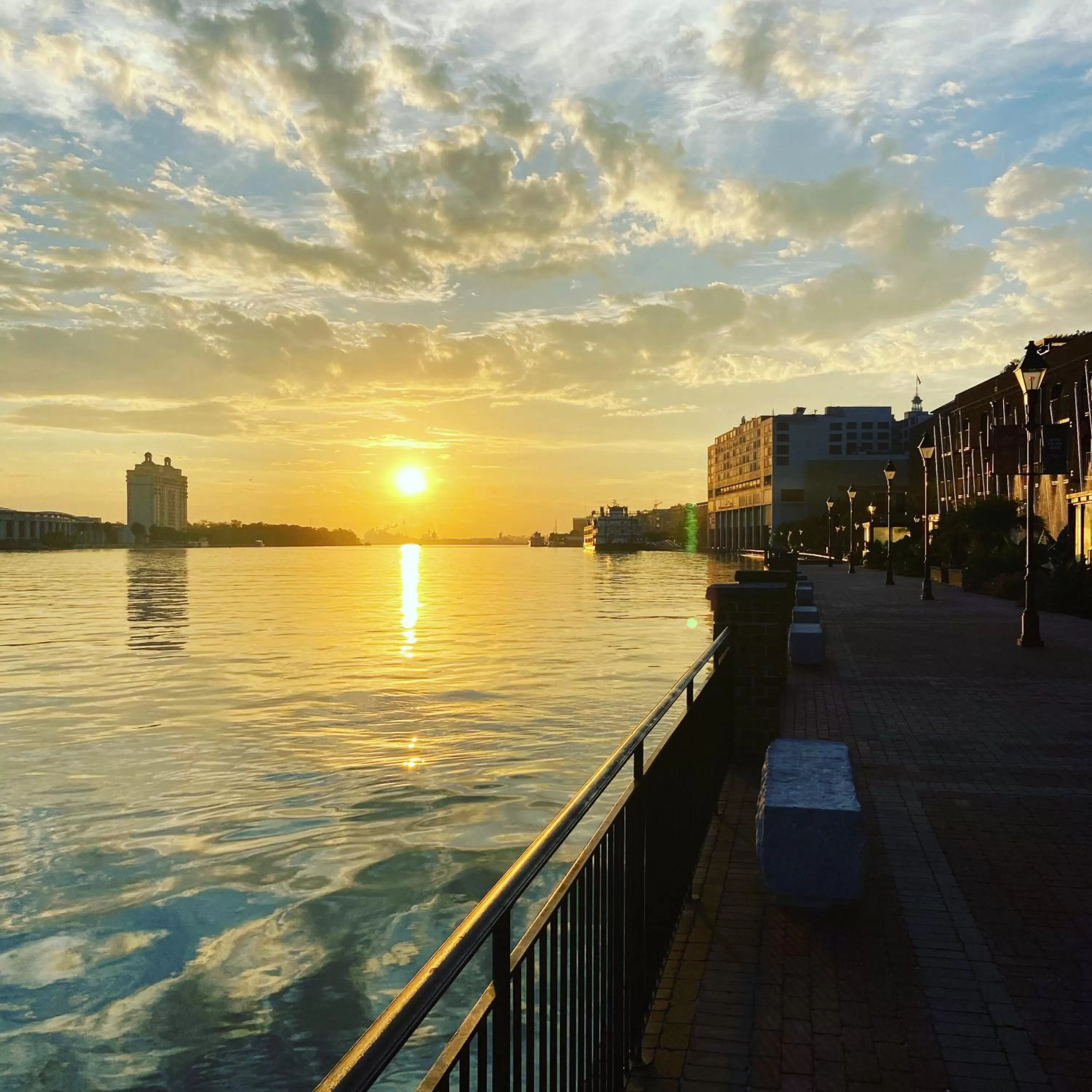 Savannah Inn and Suites Savannah Port Area