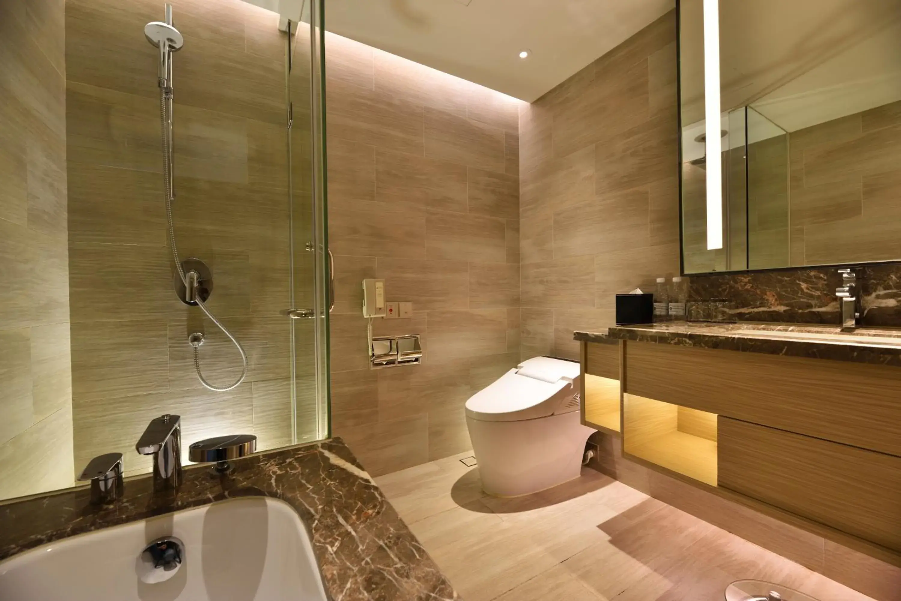 Bathroom in Hotel Equatorial Shanghai
