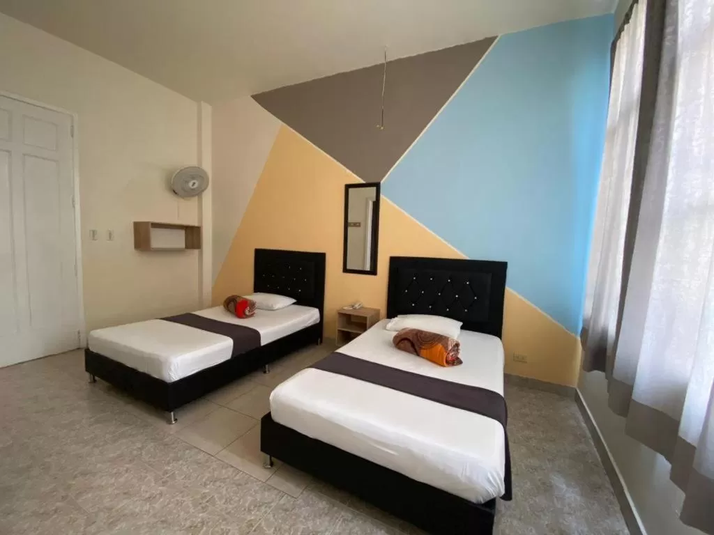 HOTEL CALLE REAL SUITE