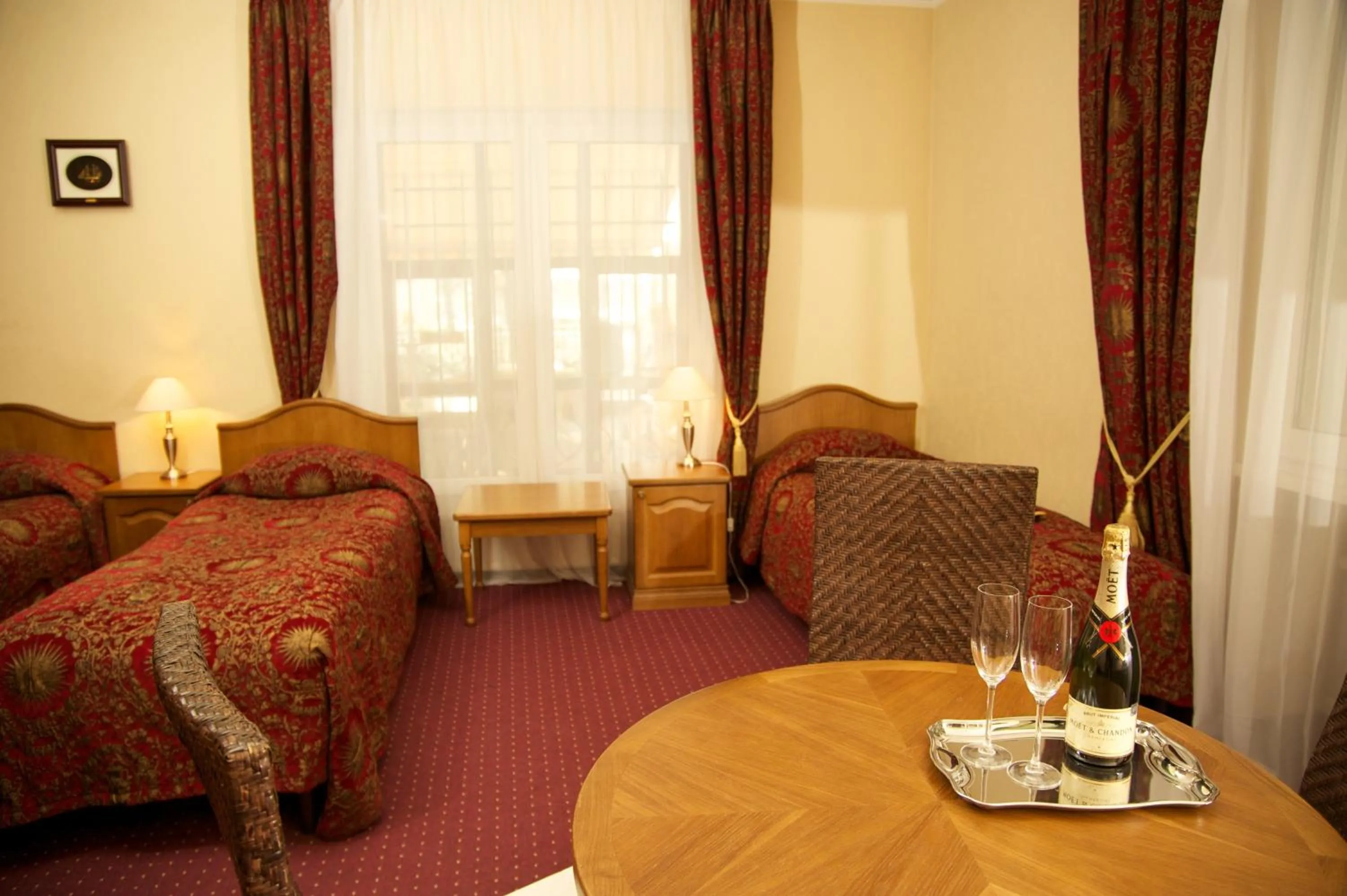 Bed in Boutique Hotel Monte Kristo