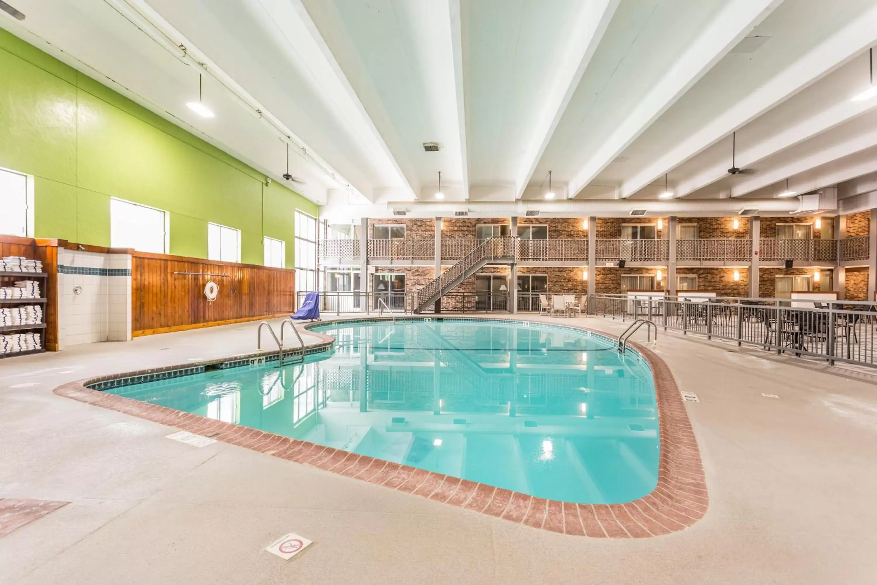 Swimming Pool in EverSpring Inn and Suites