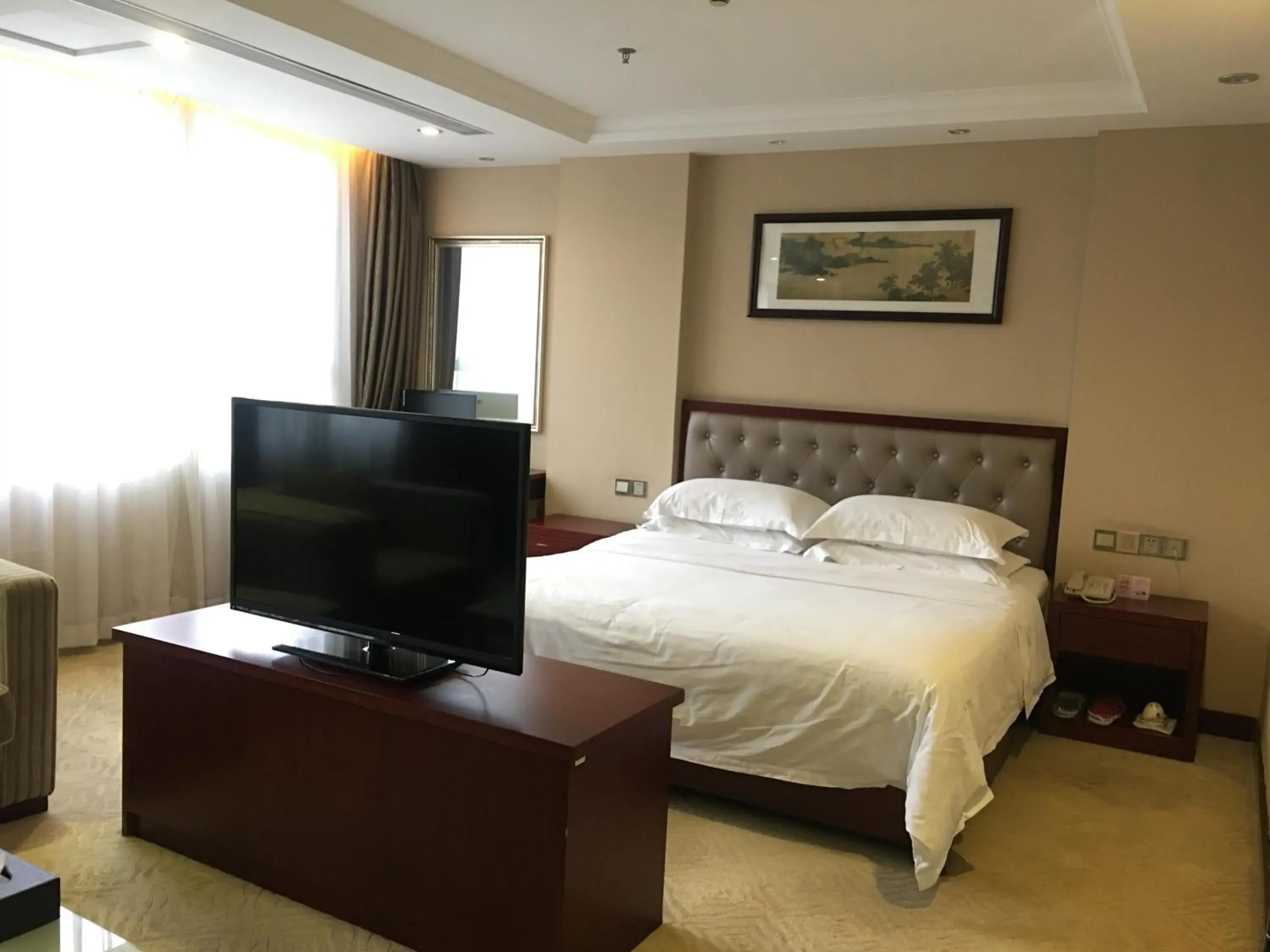 Bed in Shi Liu Hotel