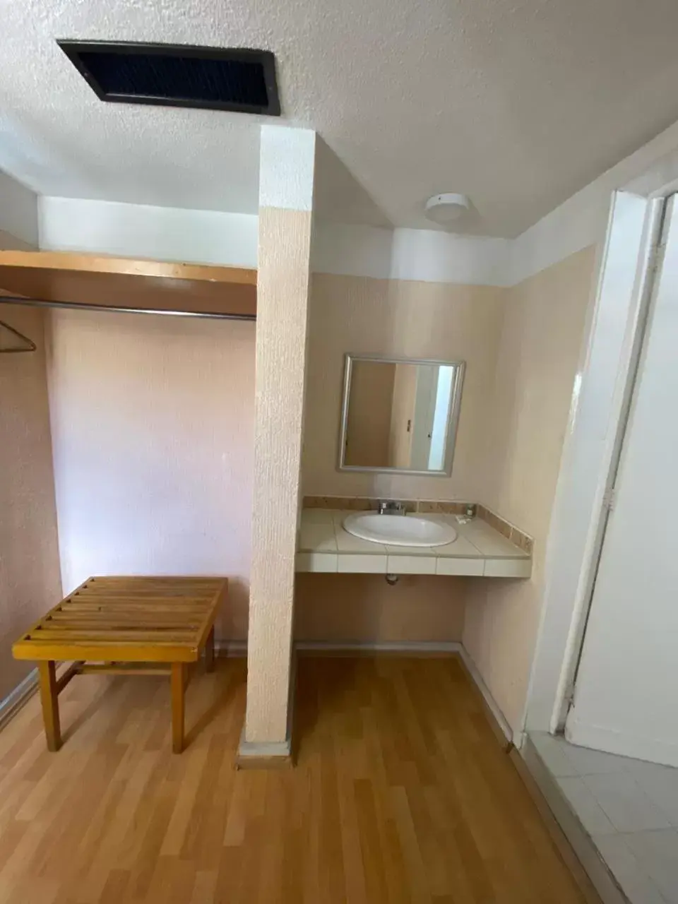 Kitchen/Kitchenette in Hotel Zacatecas Courts