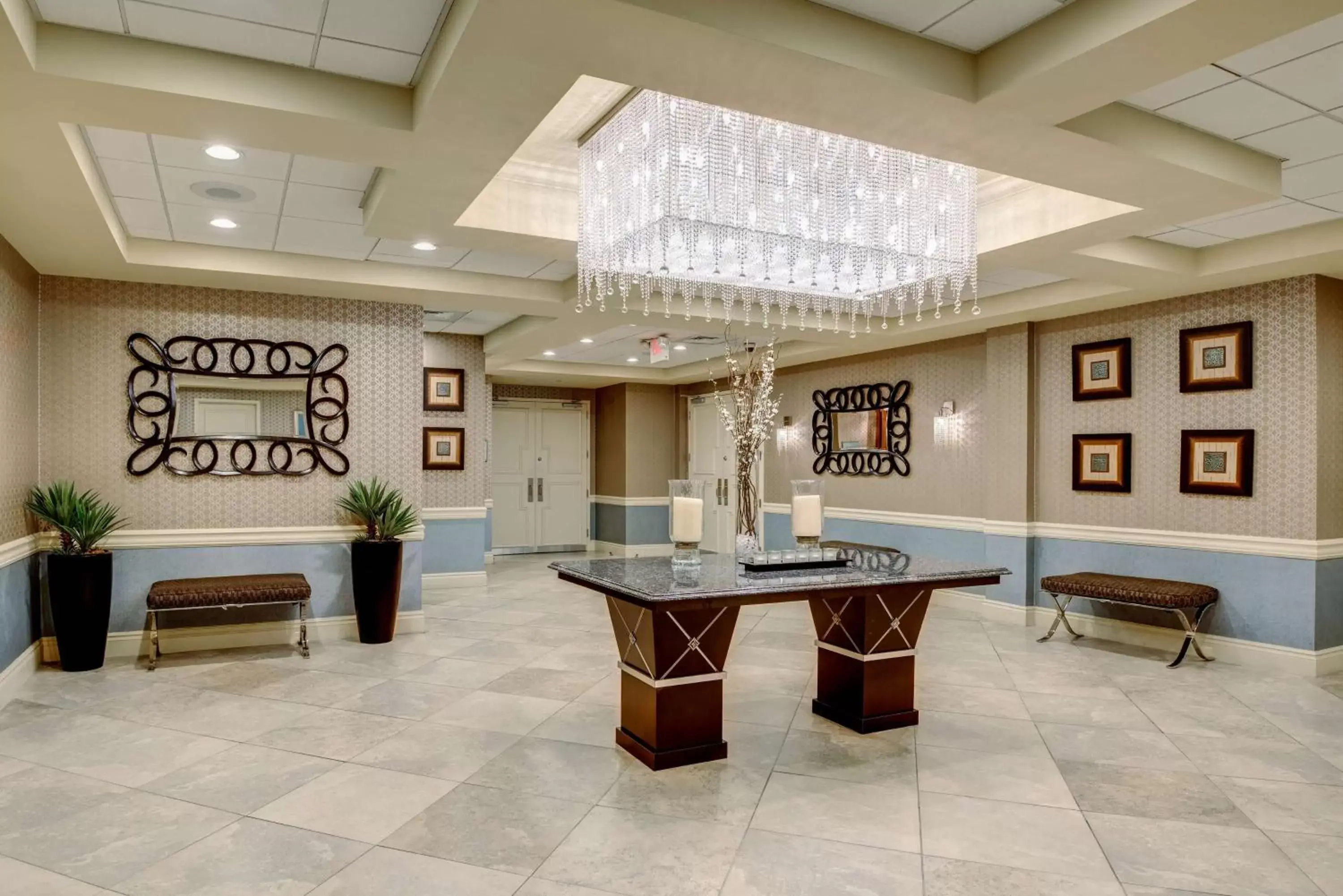 Meeting/conference room in DoubleTree by Hilton Tinton Falls-Eatontown