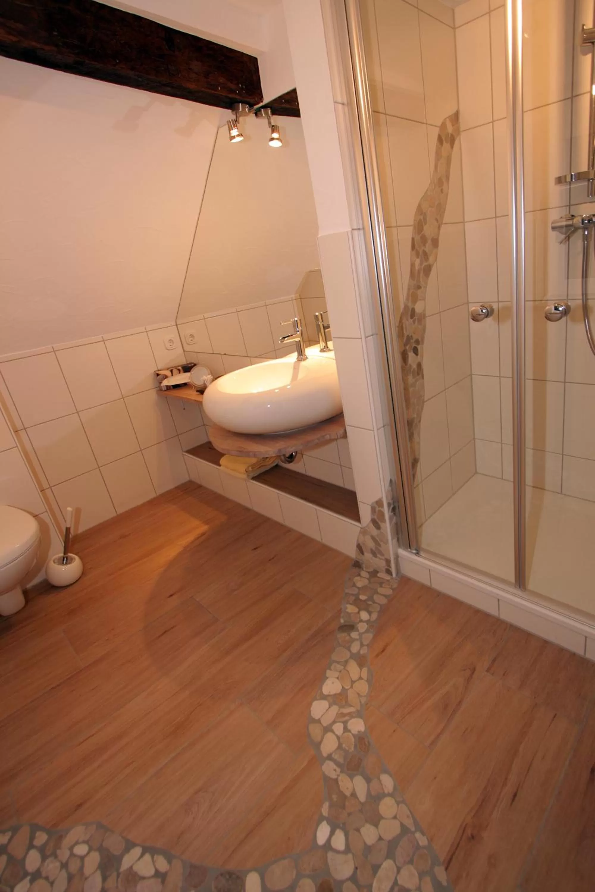 Bathroom in Hotel Restaurant Lindenhof