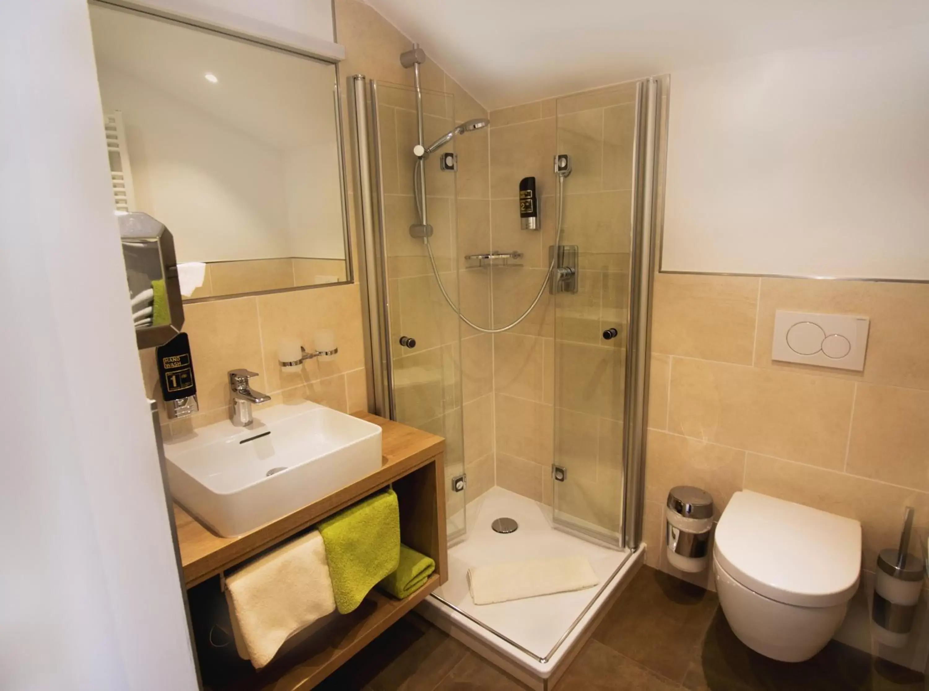 Bathroom in Hotel Alp Inn