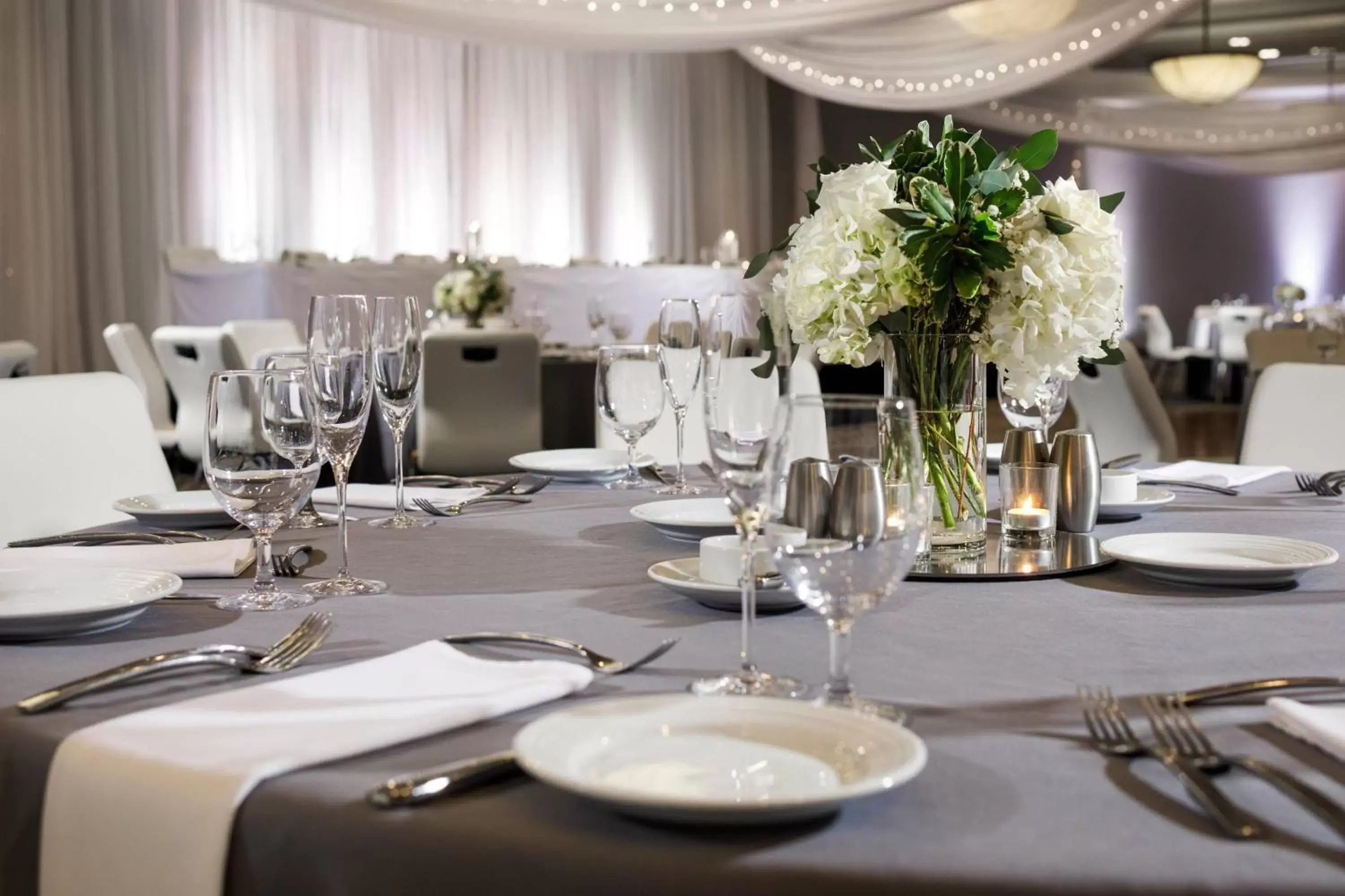 Banquet/Function facilities, Restaurant/Places to Eat in Courtyard by Marriott Minneapolis Downtown