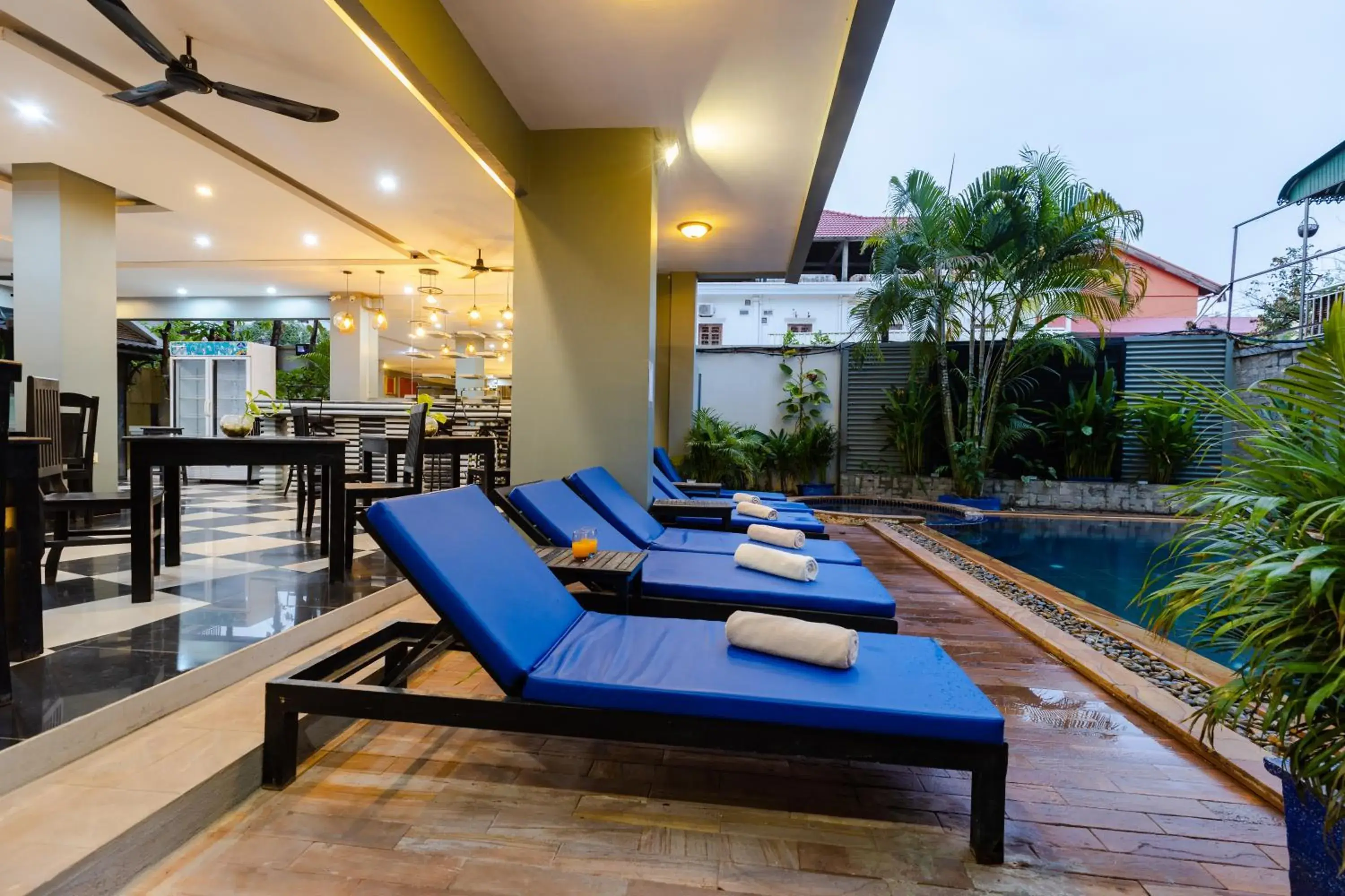Swimming pool in Siem Reap Comforts Hostel