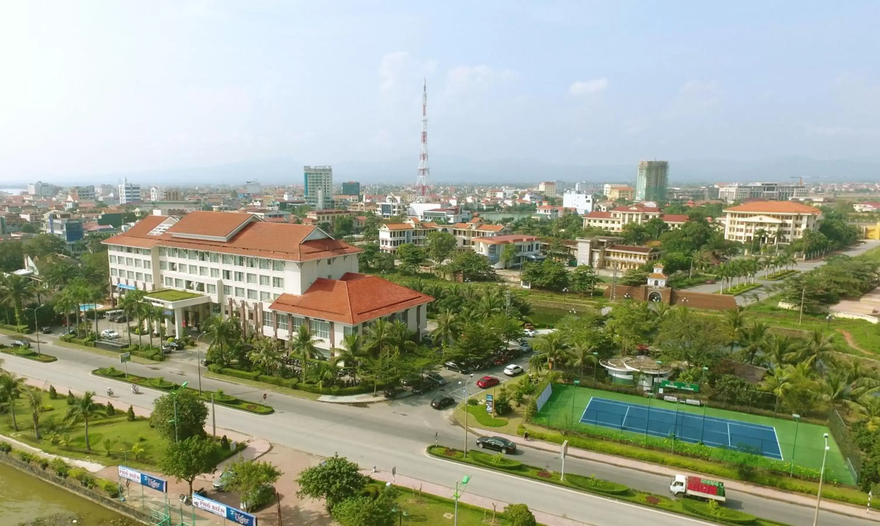 Tennis court, Bird's-eye View in Sai Gon Quang Binh Hotel