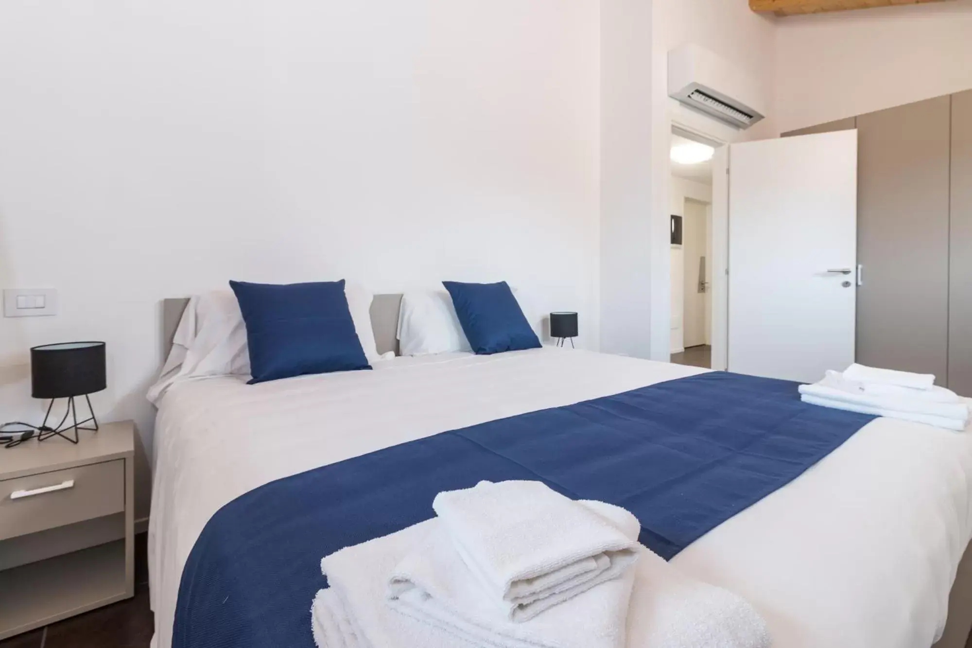 Bedroom, Bed in Hotel Cascina Fossata & Residence