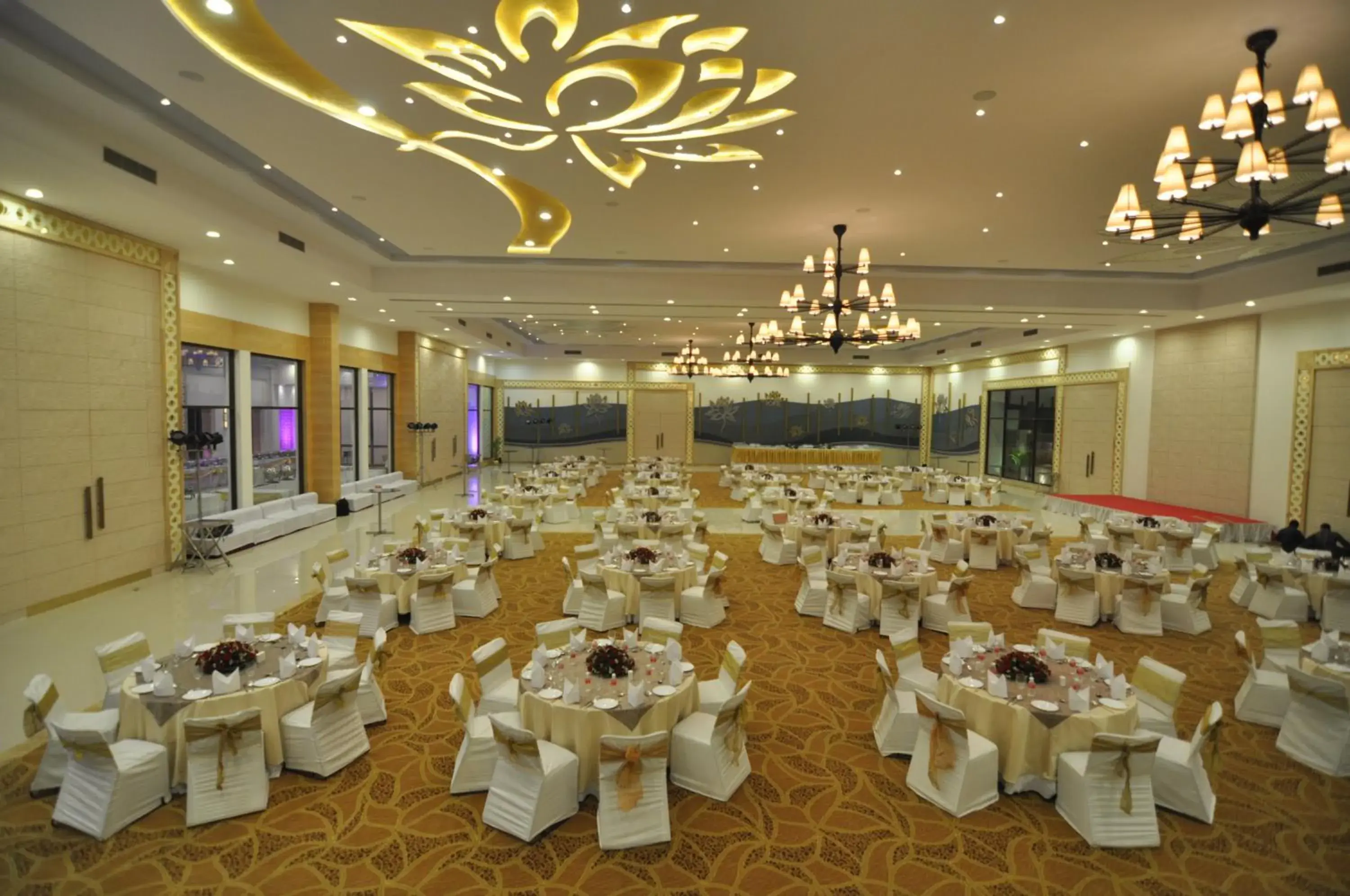 Banquet/Function facilities, Banquet Facilities in KK Royal Hotel & Convention Centre